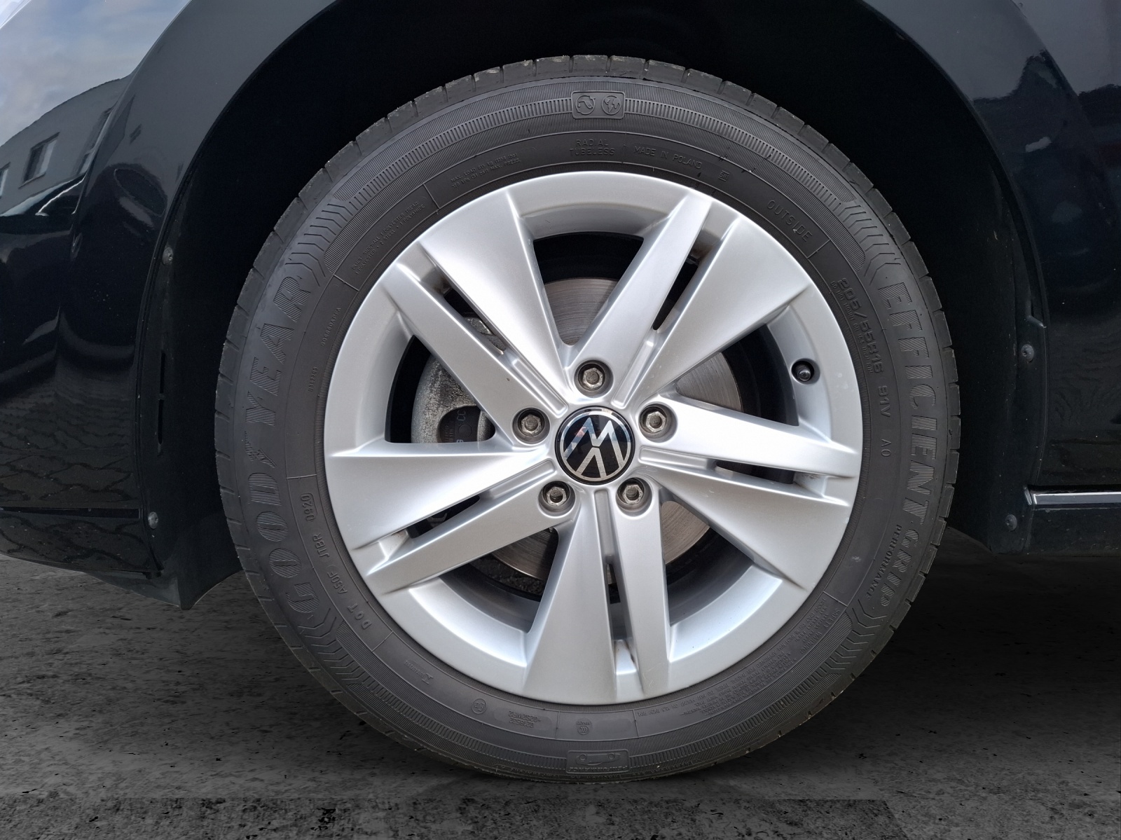 Fahrzeugabbildung Volkswagen Golf VIII TDI Navi ACC PDC SH