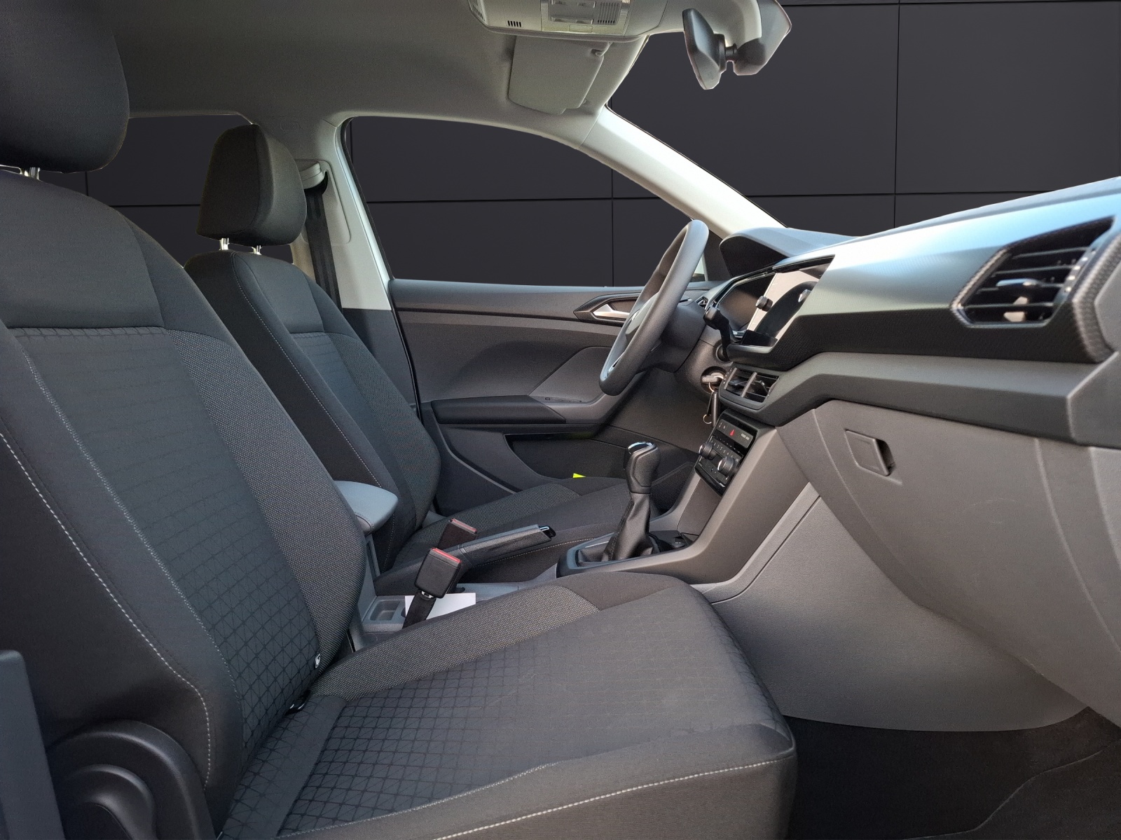 Fahrzeugabbildung Volkswagen T-Cross Life Navi Kamera SH LM