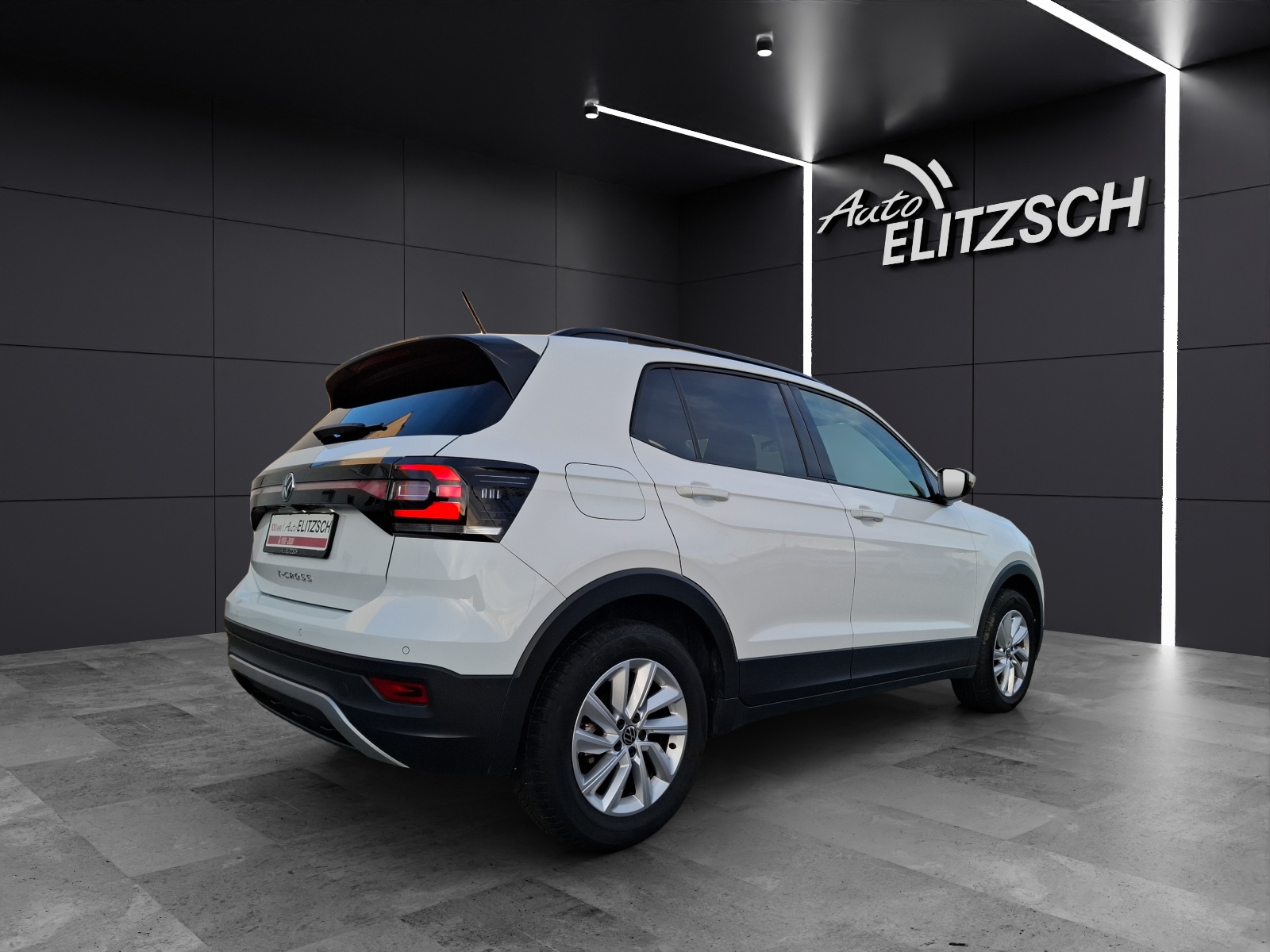 Fahrzeugabbildung Volkswagen T-Cross Life Navi Kamera SH LM