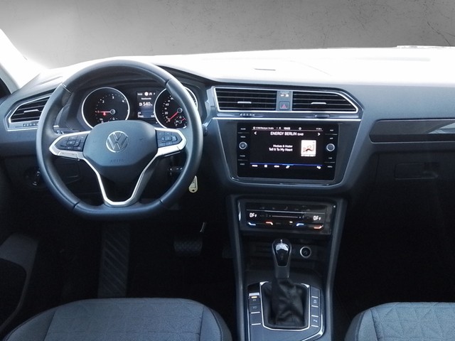 Fahrzeugabbildung Volkswagen Tiguan LIFE LED ACC AHK NAVI RFK LM
