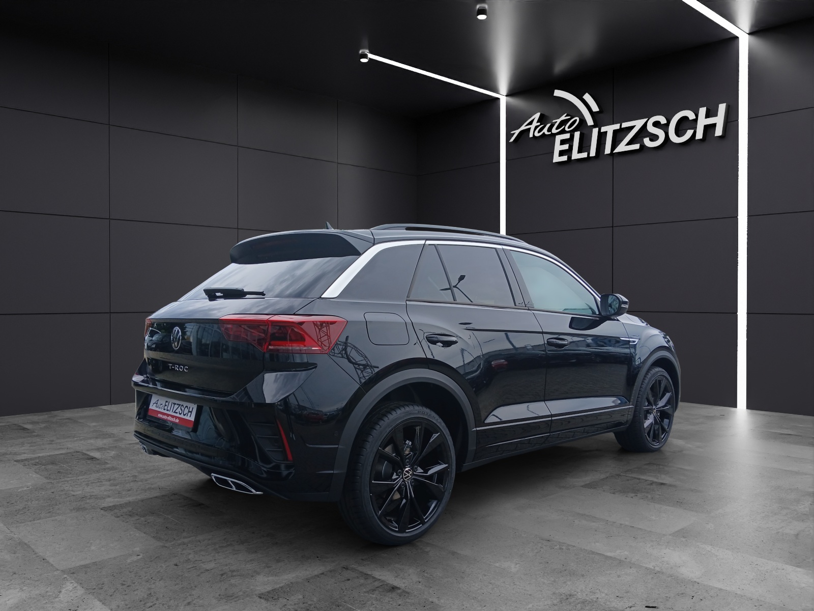 Fahrzeugabbildung Volkswagen T-Roc 1.5 TSI DSG R-Line LM IQ.DRIVE Sportlenkrad