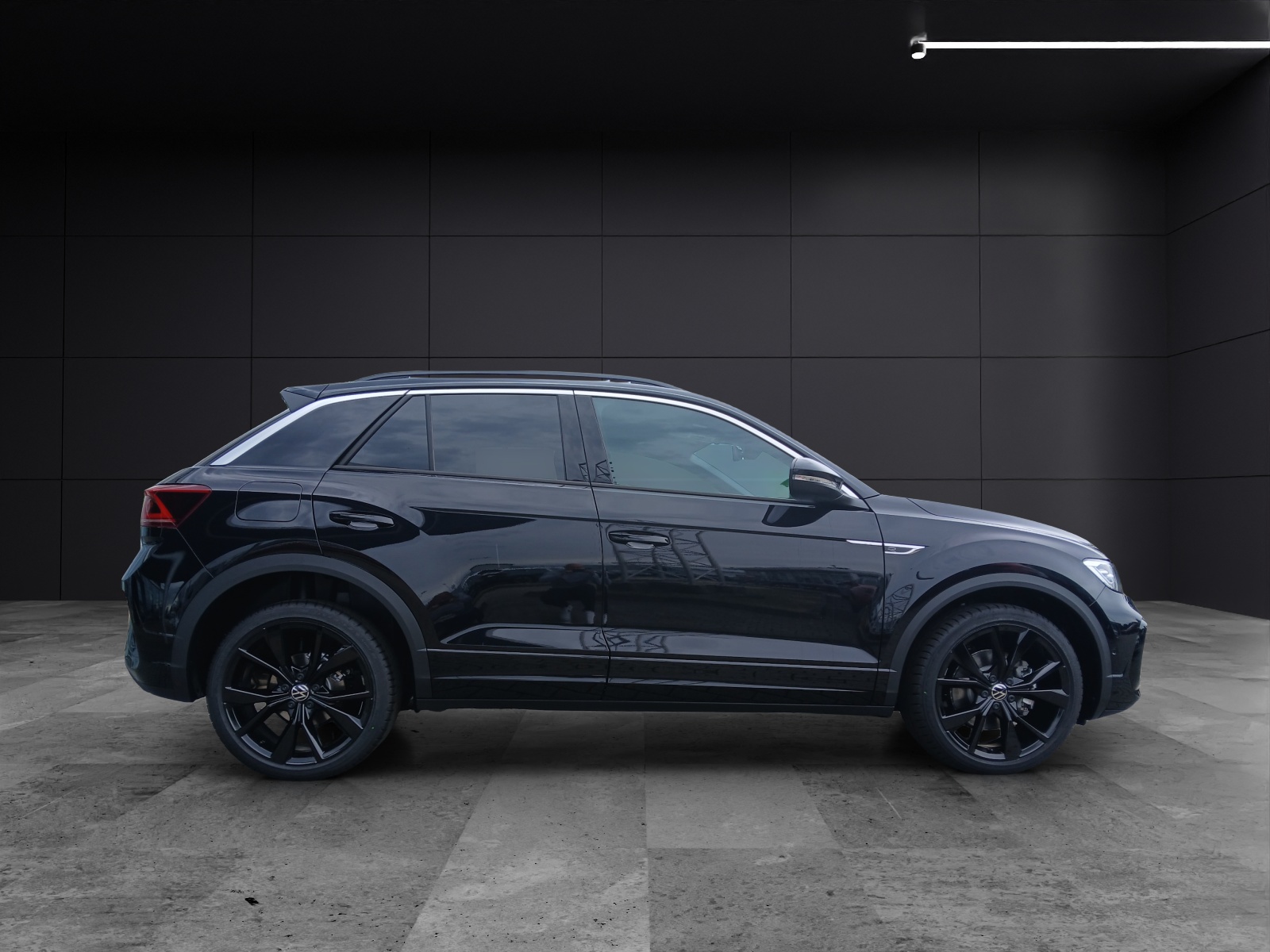 Fahrzeugabbildung Volkswagen T-Roc 1.5 TSI DSG R-Line LM IQ.DRIVE Sportlenkrad