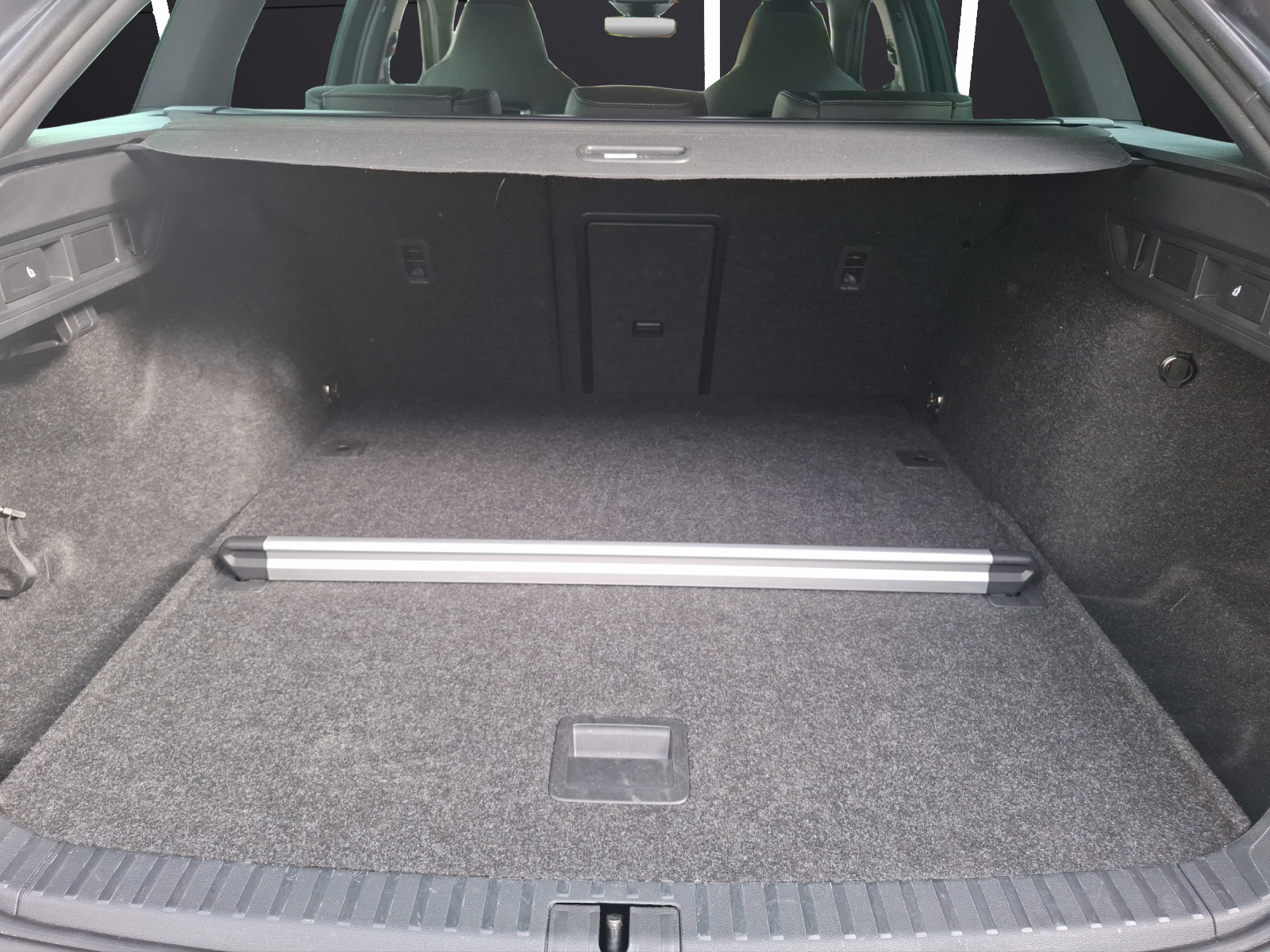 Fahrzeugabbildung SKODA Octavia Combi TDI Sportline DSG Matrix Navi HUD VC ACC 360° SH