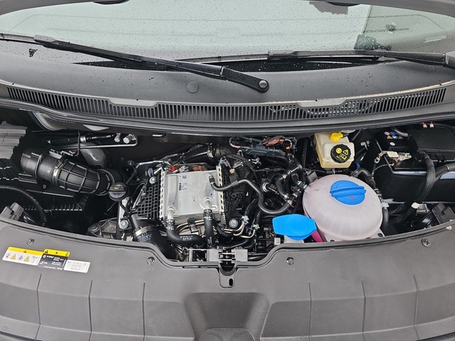 Fahrzeugabbildung Volkswagen T6 Kombi T6.1 TDI 9-Sitzer PDC KLIMA NAVI AHK