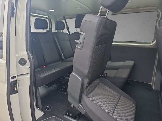 Fahrzeugabbildung Volkswagen T6 Kombi T6.1 TDI 9-Sitzer PDC KLIMA NAVI AHK