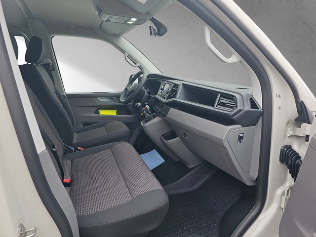Fahrzeugabbildung Volkswagen T6 Kombi T6.1 TDI 9-Sitzer PDC KLIMA NAVI AHK