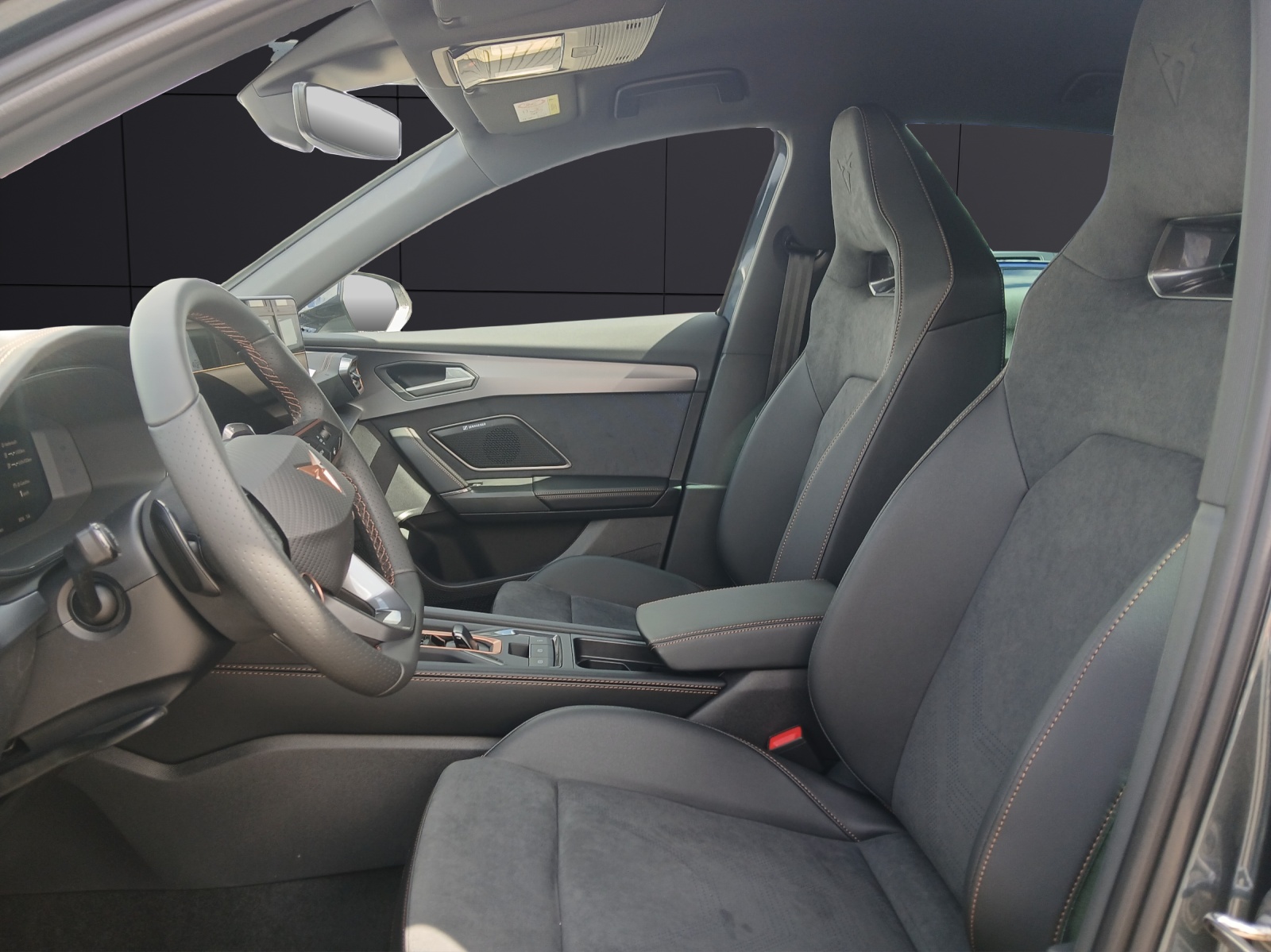 Fahrzeugabbildung CUPRA Formentor VZ e-Hybrid AHK MATRIX Sennh.