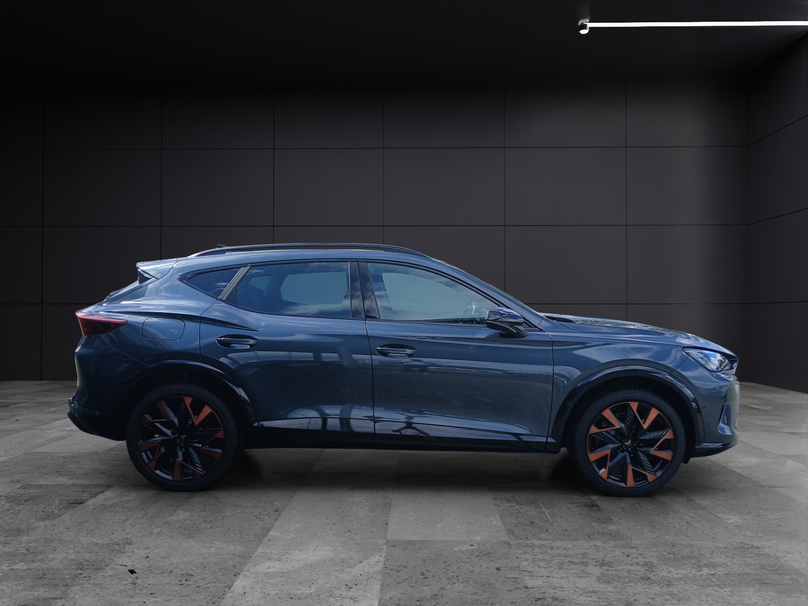 Fahrzeugabbildung CUPRA Formentor VZ e-Hybrid AHK MATRIX Sennh.