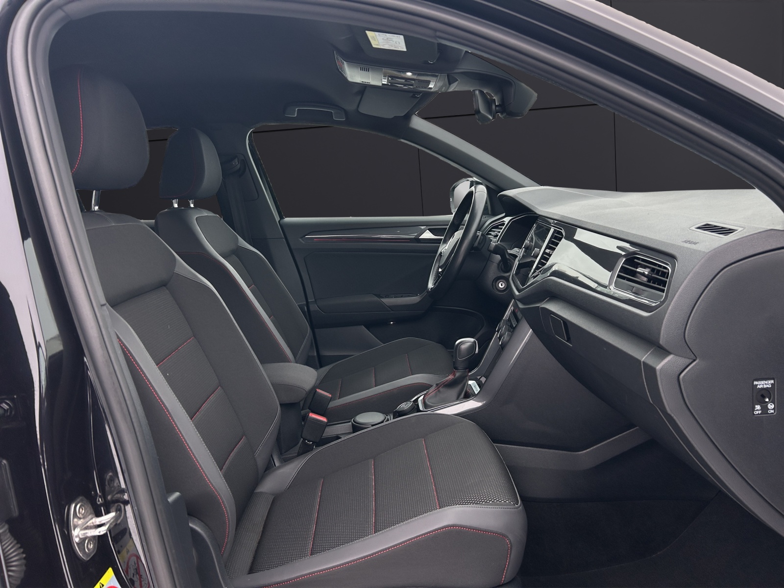 Fahrzeugabbildung Volkswagen T-Roc TSI Sport DSG 4M LED Navi ACC RFK SH