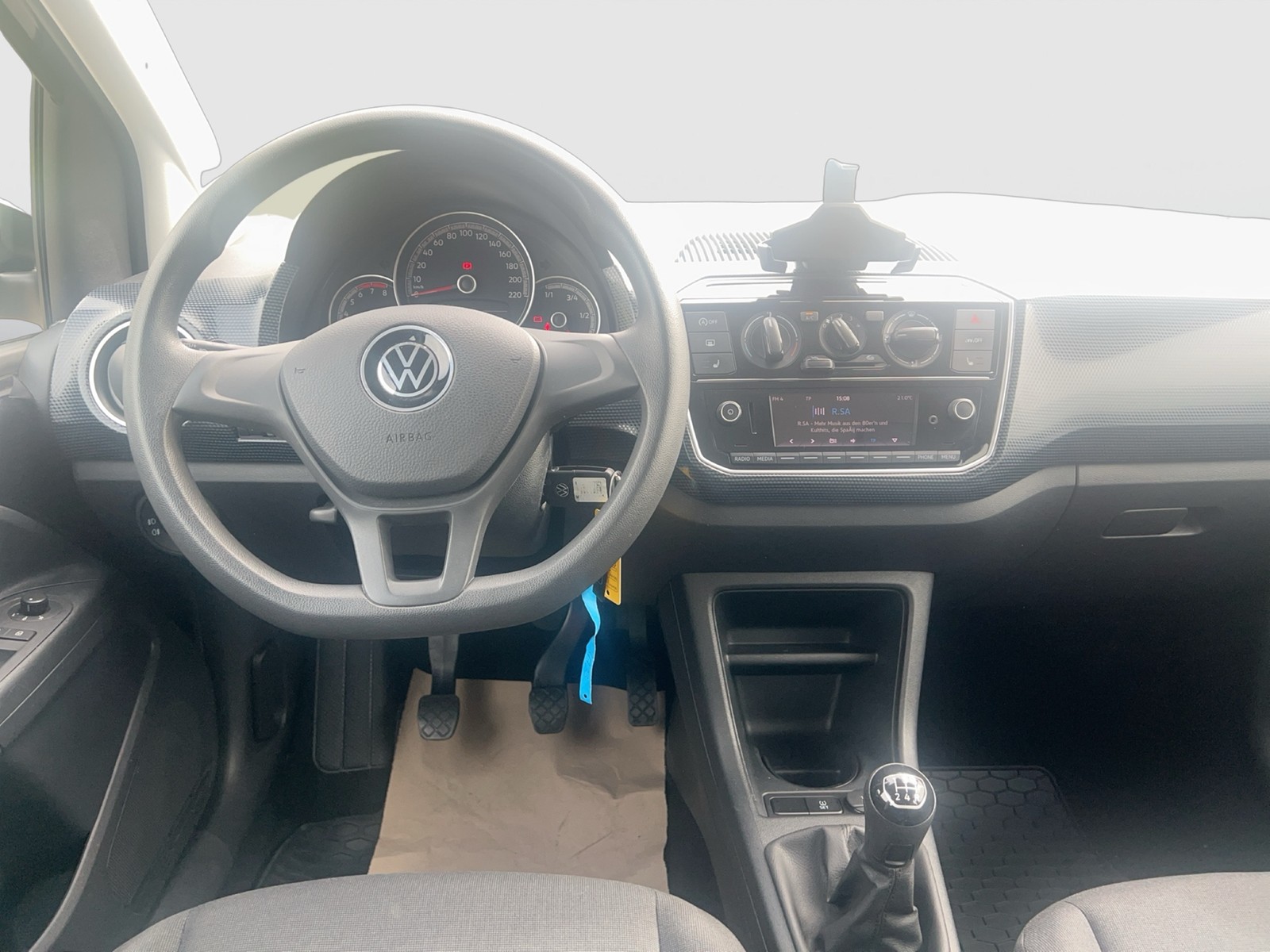 Fahrzeugabbildung Volkswagen up! 1.0 RFK NSW CLIMATIC SHZ GRA PDC