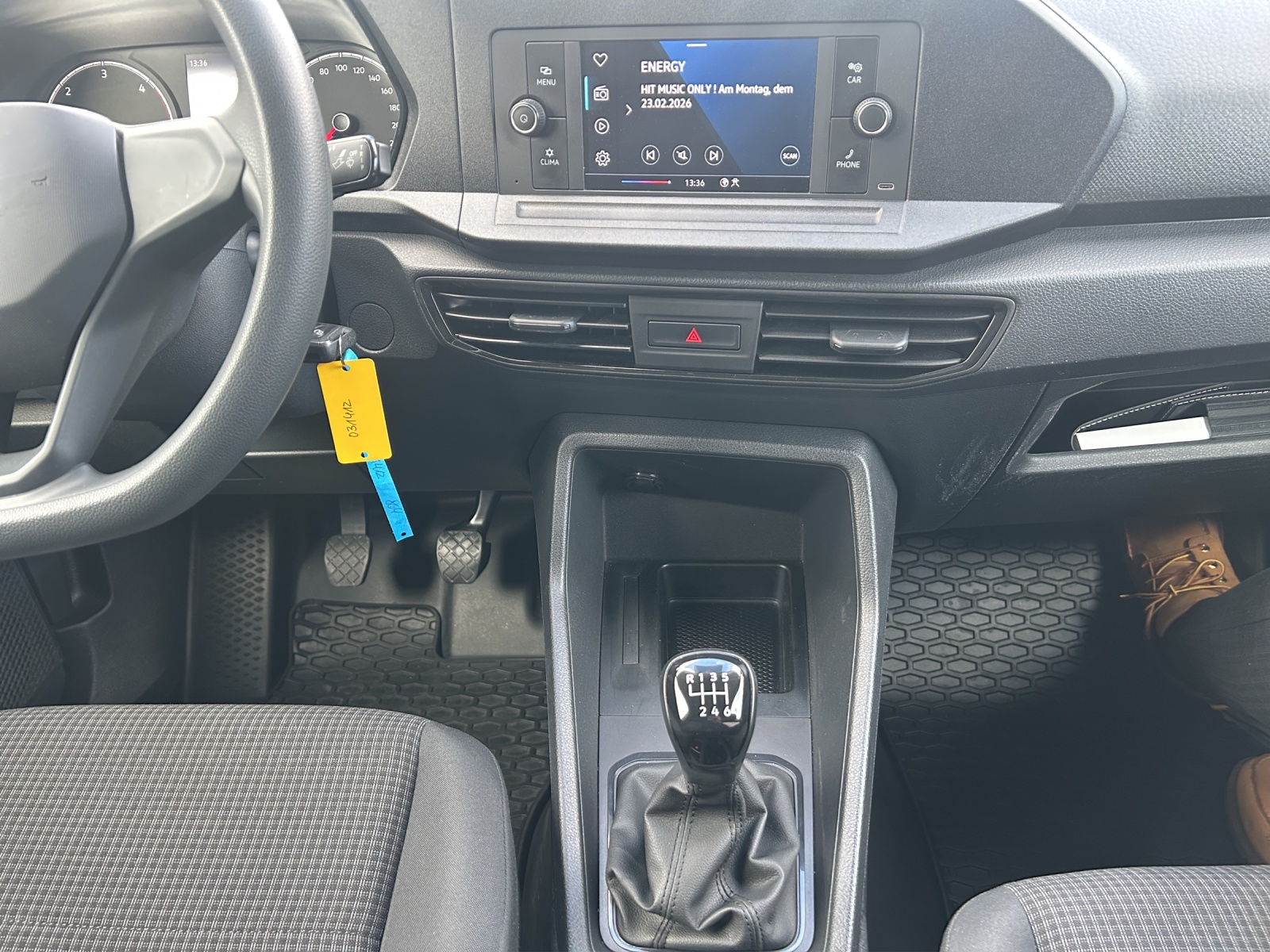 Fahrzeugabbildung Volkswagen Caddy Kasten TDI AHZV KLIMA