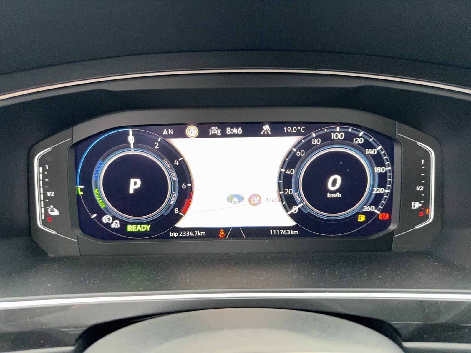 Fahrzeugabbildung Volkswagen Tiguan eHybrid Active DSG LED AHK NAvi HUD AID ACC RFK SH