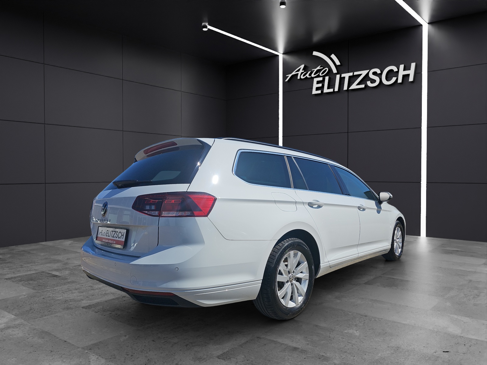 Fahrzeugabbildung Volkswagen Passat Variant Business TDI DSG LED ACC SHZ RearView WeConnect Navi
