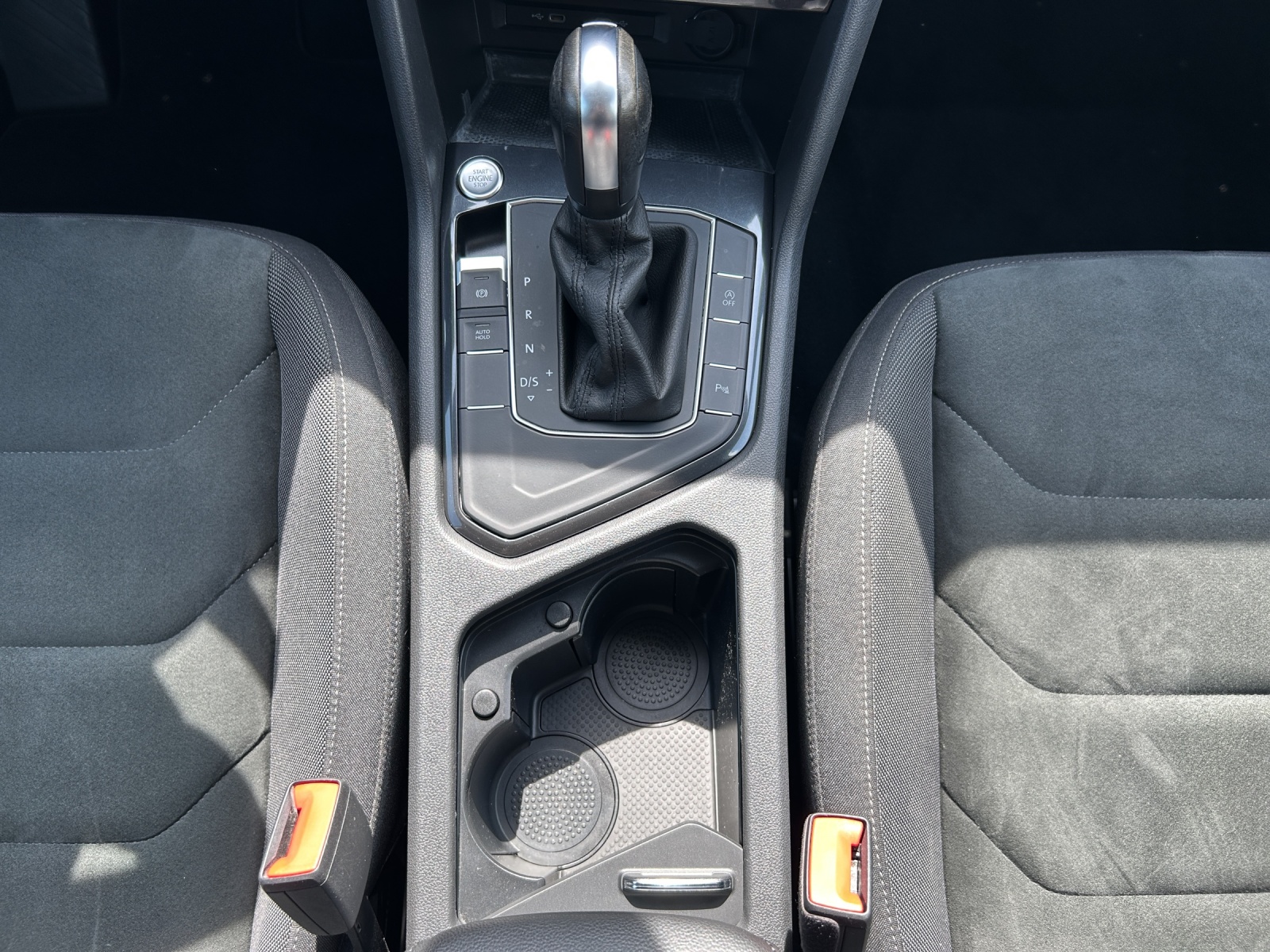 Fahrzeugabbildung Volkswagen Tiguan Allspace TSI Highline DSG LED Navi ACC AID SHZ App-Connect