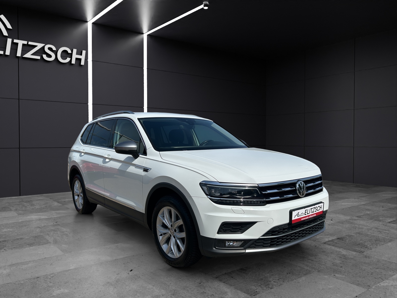 Fahrzeugabbildung Volkswagen Tiguan Allspace TSI Highline DSG LED Navi ACC AID SHZ App-Connect