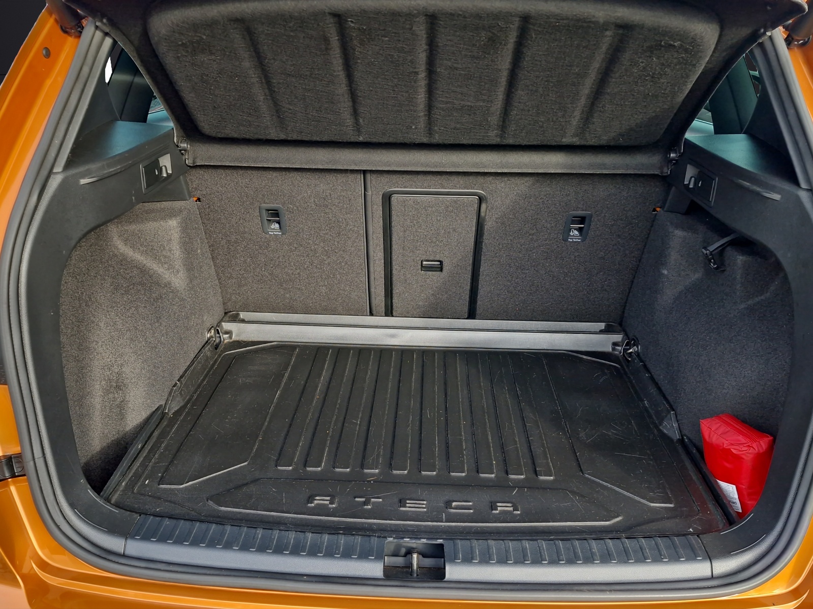 Fahrzeugabbildung SEAT Ateca Xcellence 1.4 TSI KAMERA LED SITZHEIZUNG