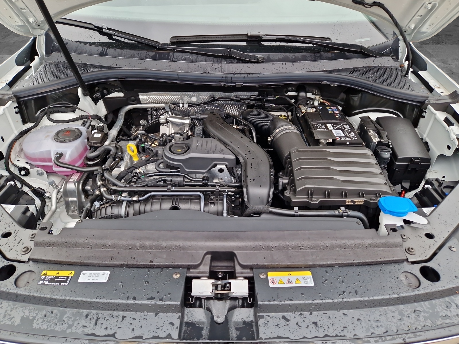 Fahrzeugabbildung Volkswagen Tiguan R-Line
