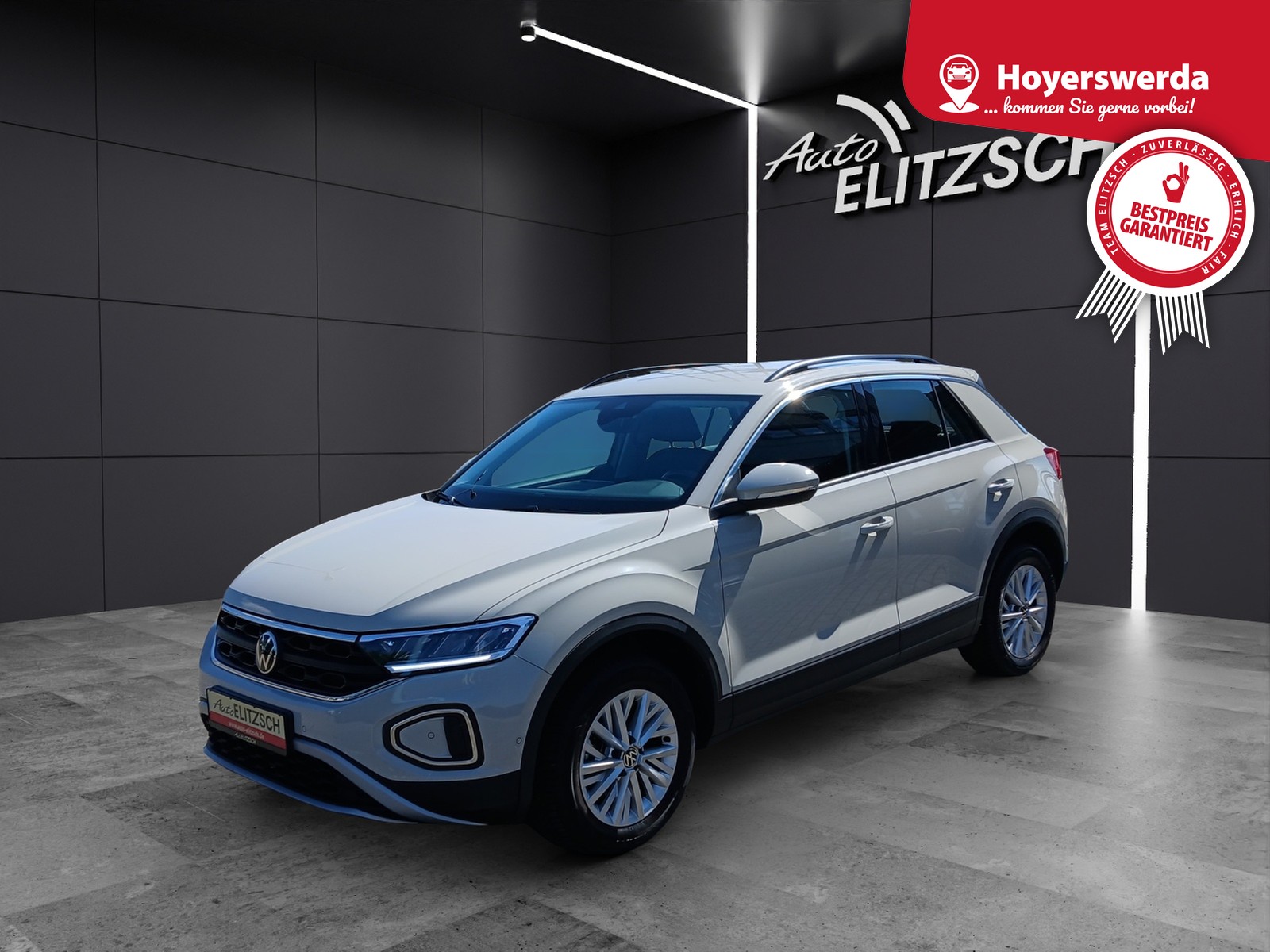 Fahrzeugabbildung Volkswagen T-Roc TSI Life LED CarPlay AID GRA SHZ Park-Assist