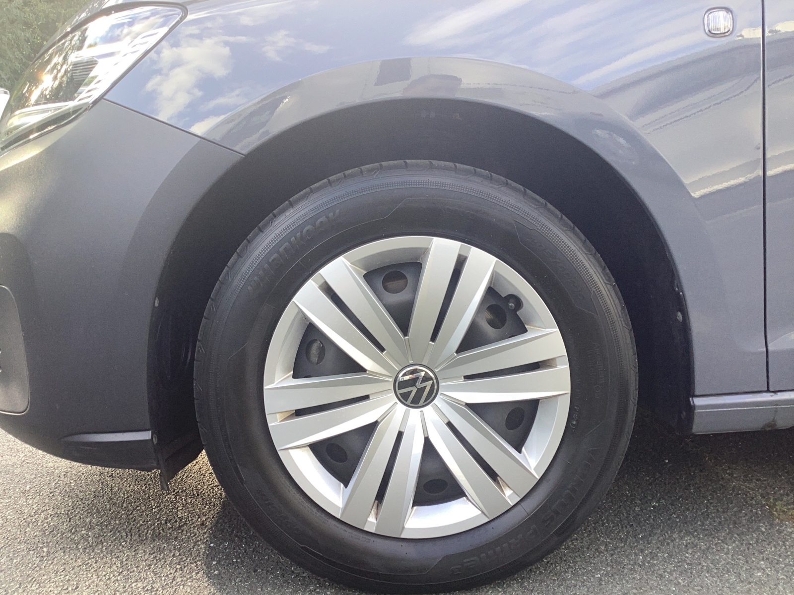 Fahrzeugabbildung Volkswagen Caddy Kombi TSI LED AHZV KLIMA elektr. FH DAB+