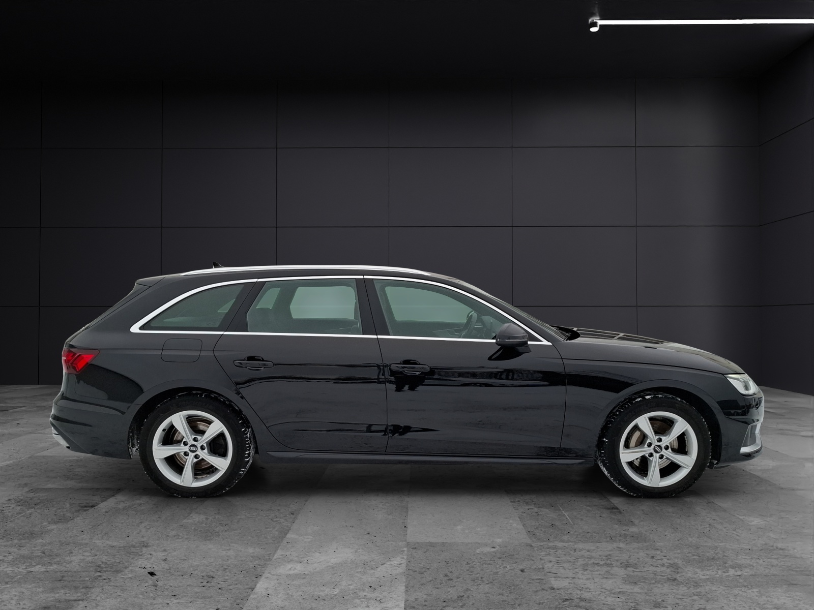 Fahrzeugabbildung Audi A4 Avant 40 TDI advanced quattro S-tronic LED AHK Navi ACC RFK SH