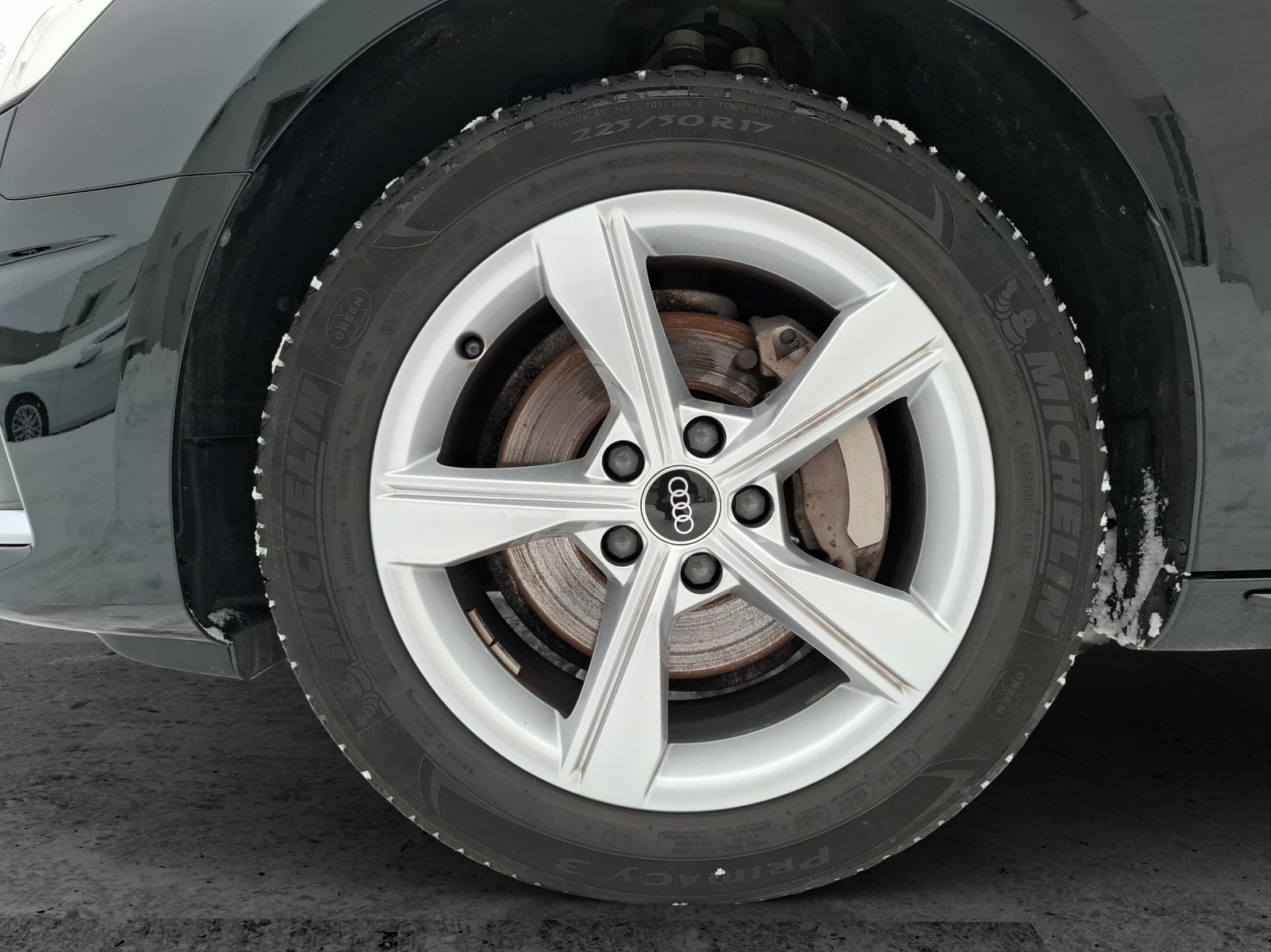 Fahrzeugabbildung Audi A4 Avant 40 TDI advanced quattro S-tronic LED AHK Navi ACC RFK SH