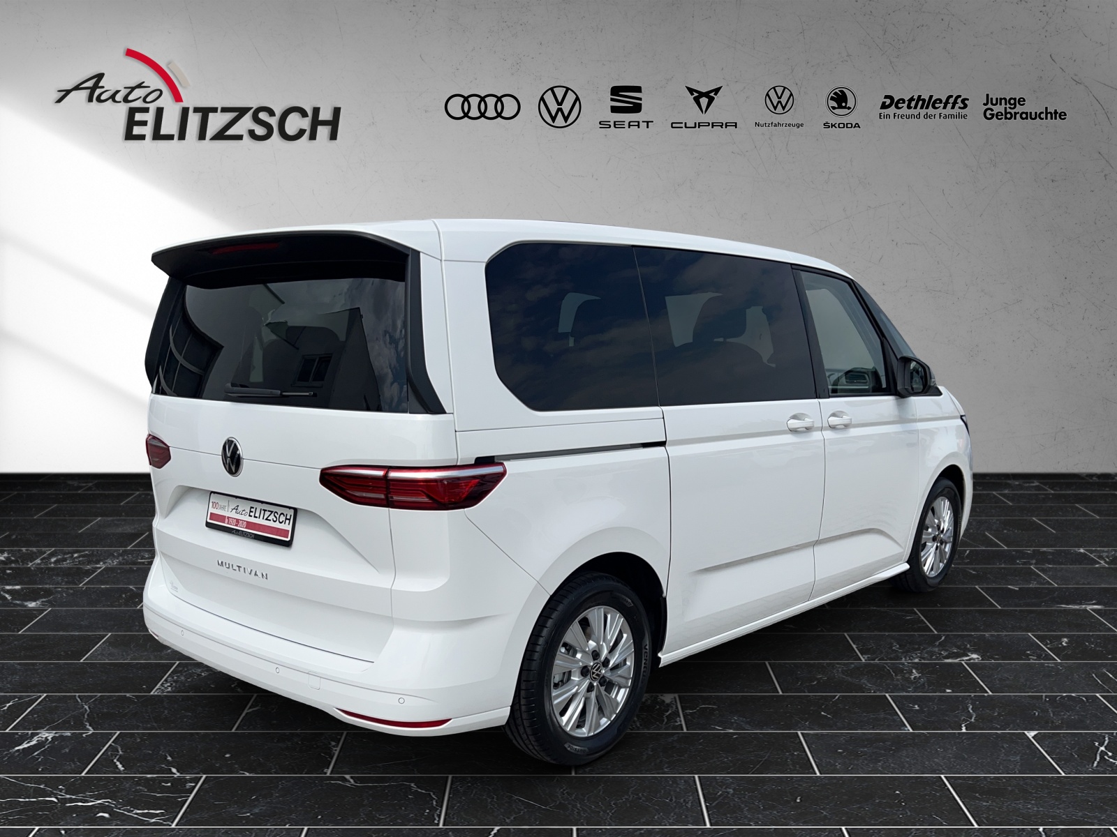 Fahrzeugabbildung Volkswagen T7 Multivan TDI Life AHK NAVI ACC RFK