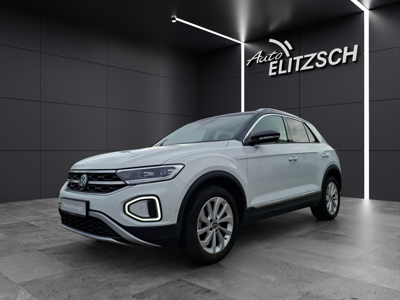 Fahrzeugabbildung Volkswagen T-Roc TSI Style DSG LED Navi AID ACC RFK SH
