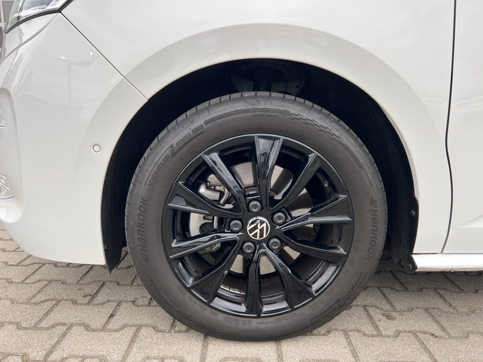 Fahrzeugabbildung Volkswagen T7 Multivan Style DSG TSI IQ-LED AHK H&K