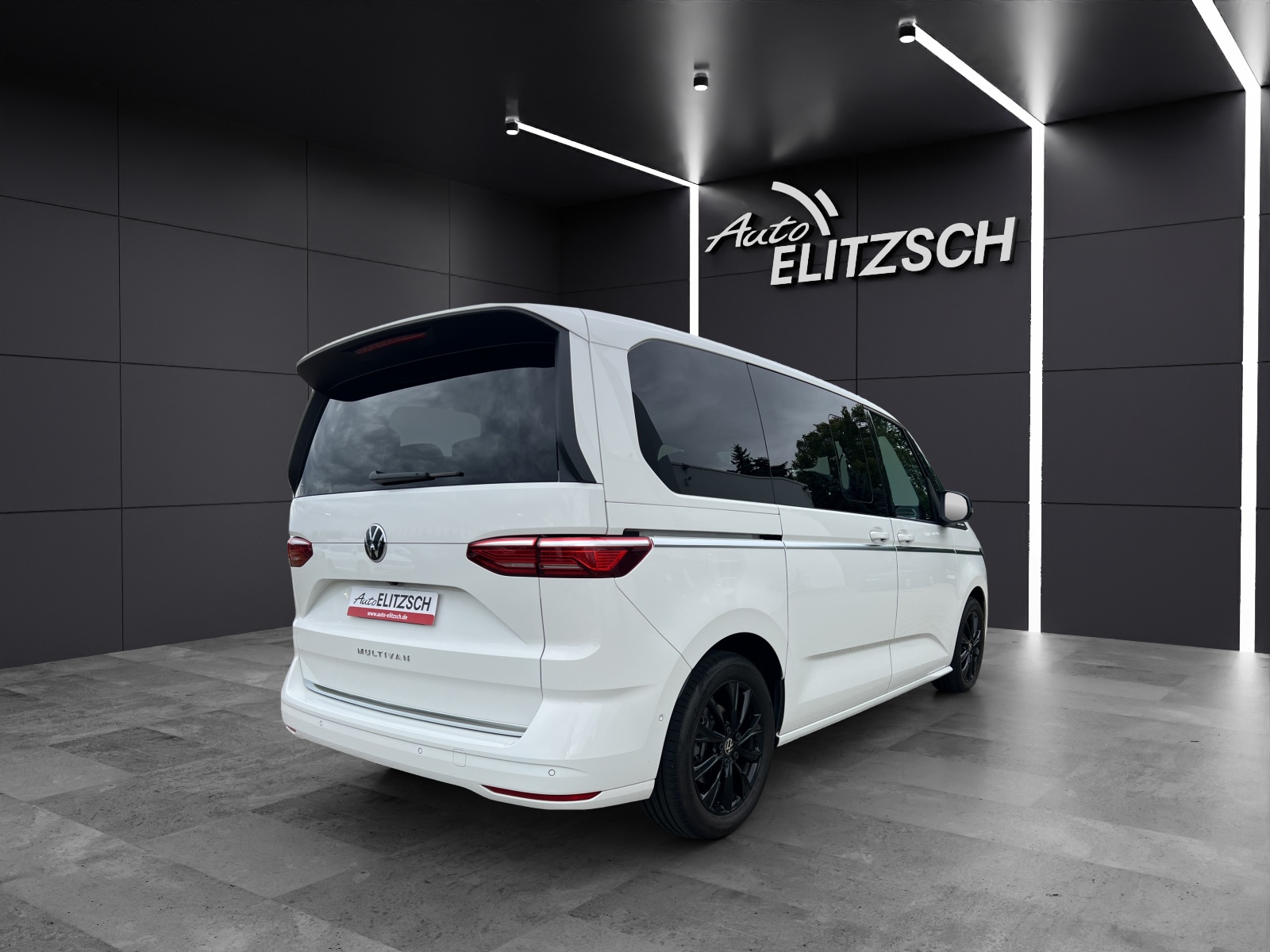 Fahrzeugabbildung Volkswagen T7 Multivan Style DSG TSI IQ-LED AHK H&K