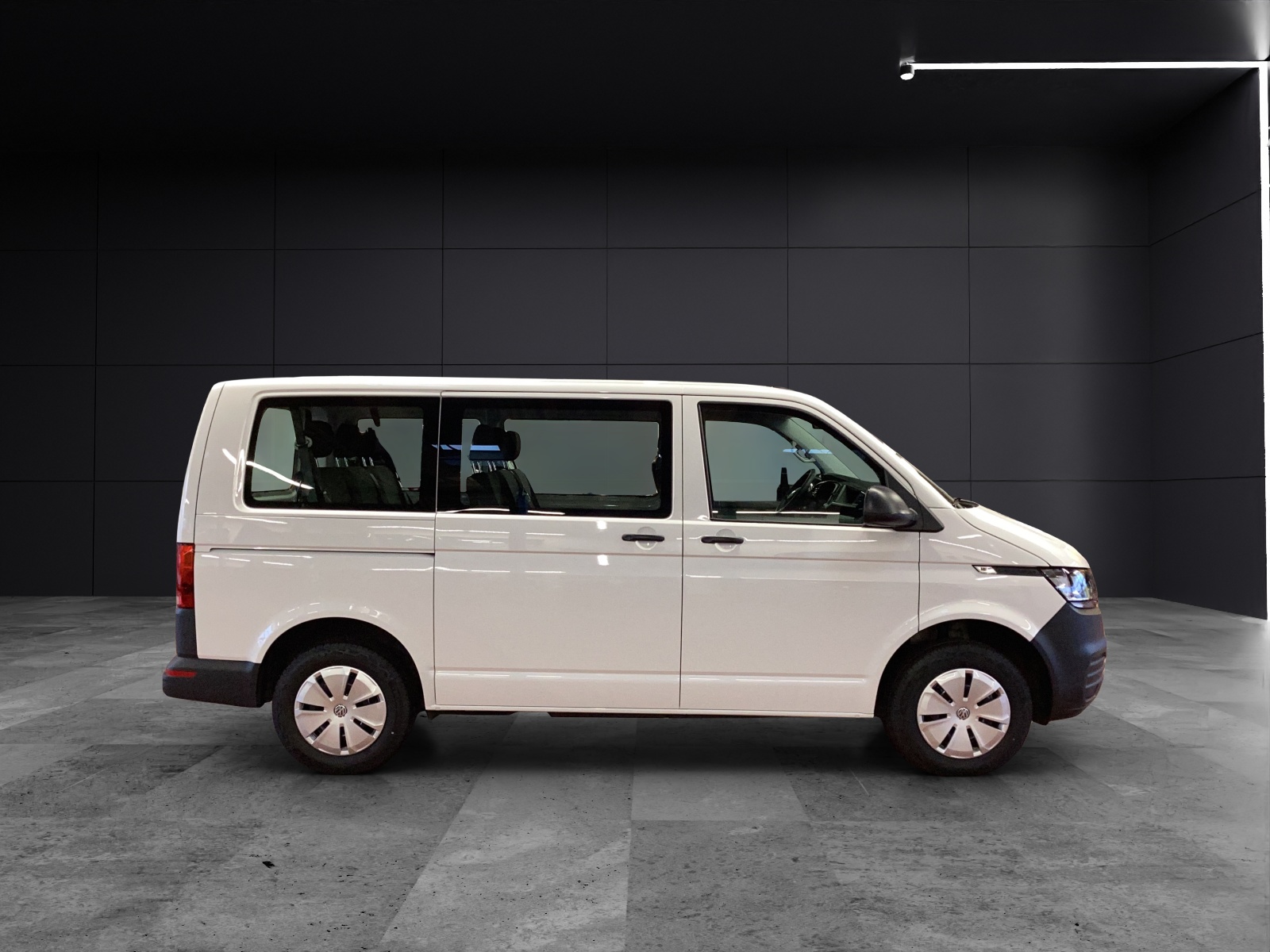 Fahrzeugabbildung Volkswagen T6 Kombi T6.1 TDI 9-Sitzer KLIMA PDC DAB