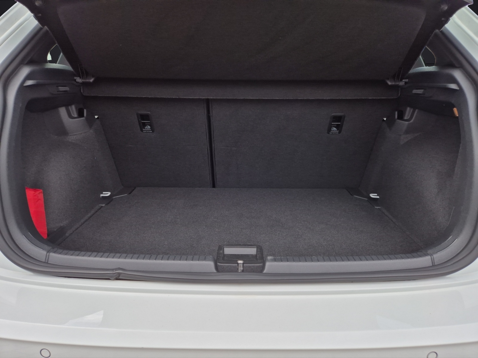 Fahrzeugabbildung Volkswagen Polo GTI DSG Matrix Navi AID ACC RFK SH 18