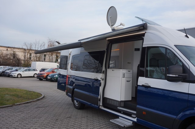 Fahrzeugabbildung Volkswagen Crafter Grand California 680 DSG 4M Standhzg. LED Hochbett Markise AHK Navi RFK