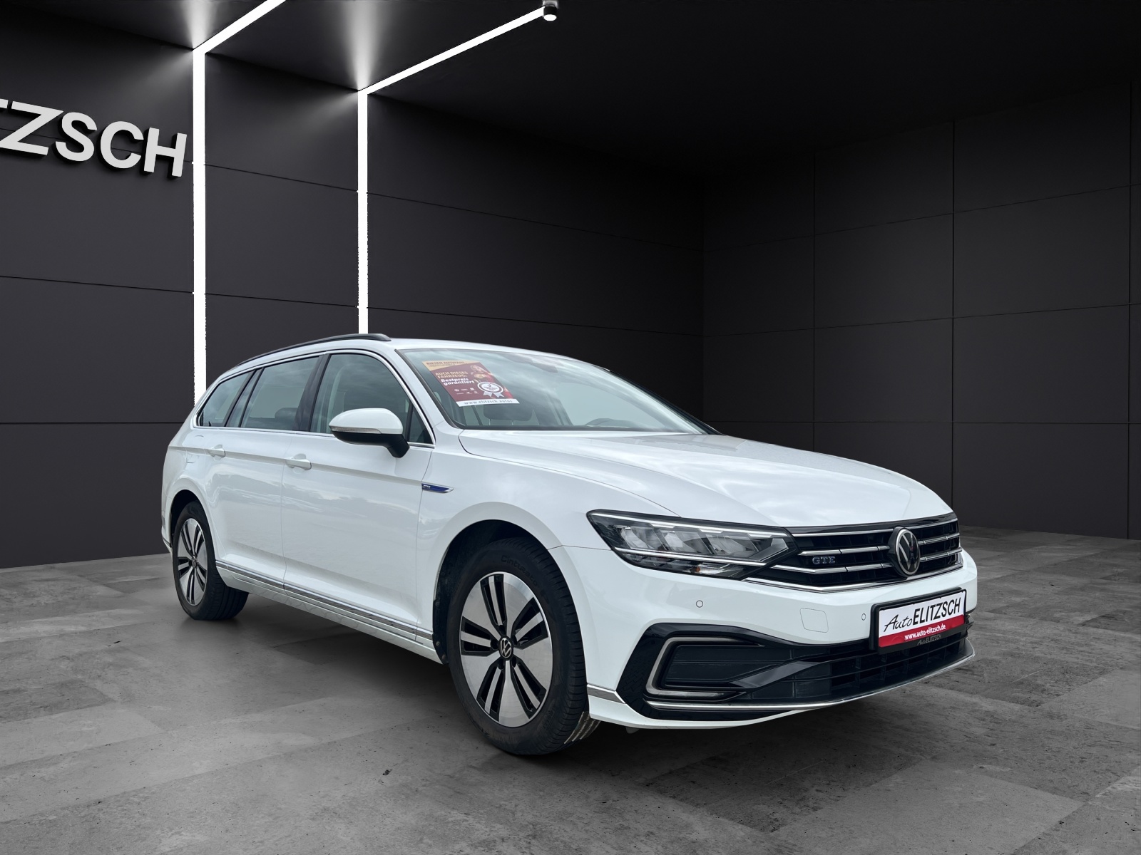 Fahrzeugabbildung Volkswagen Passat Variant GTE DSG LED Navi ACC RFK SH