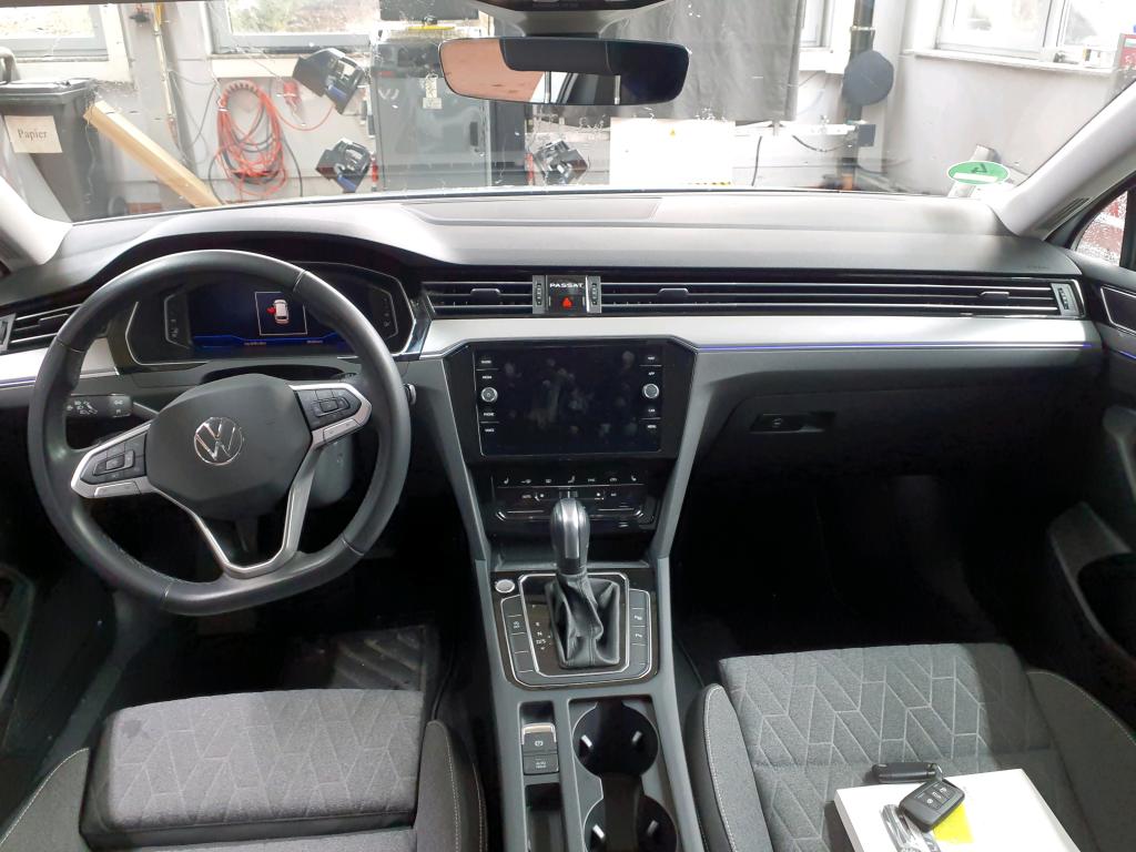 Fahrzeugabbildung Volkswagen Passat Variant TDI Business DSG Matrix Navi AID ACC RFK SH