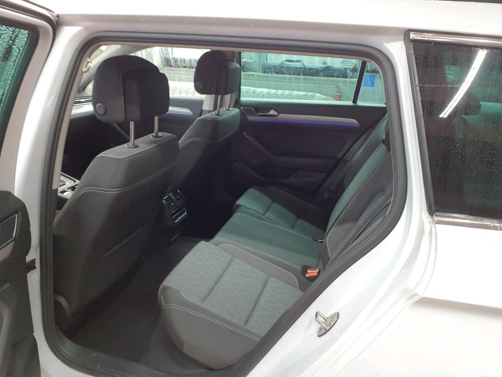 Fahrzeugabbildung Volkswagen Passat Variant TDI Business DSG Matrix Navi AID ACC RFK SH