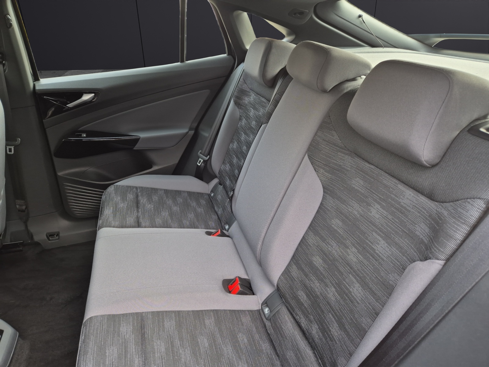 Fahrzeugabbildung Volkswagen ID.5 Pure mit Infotainment-Paket