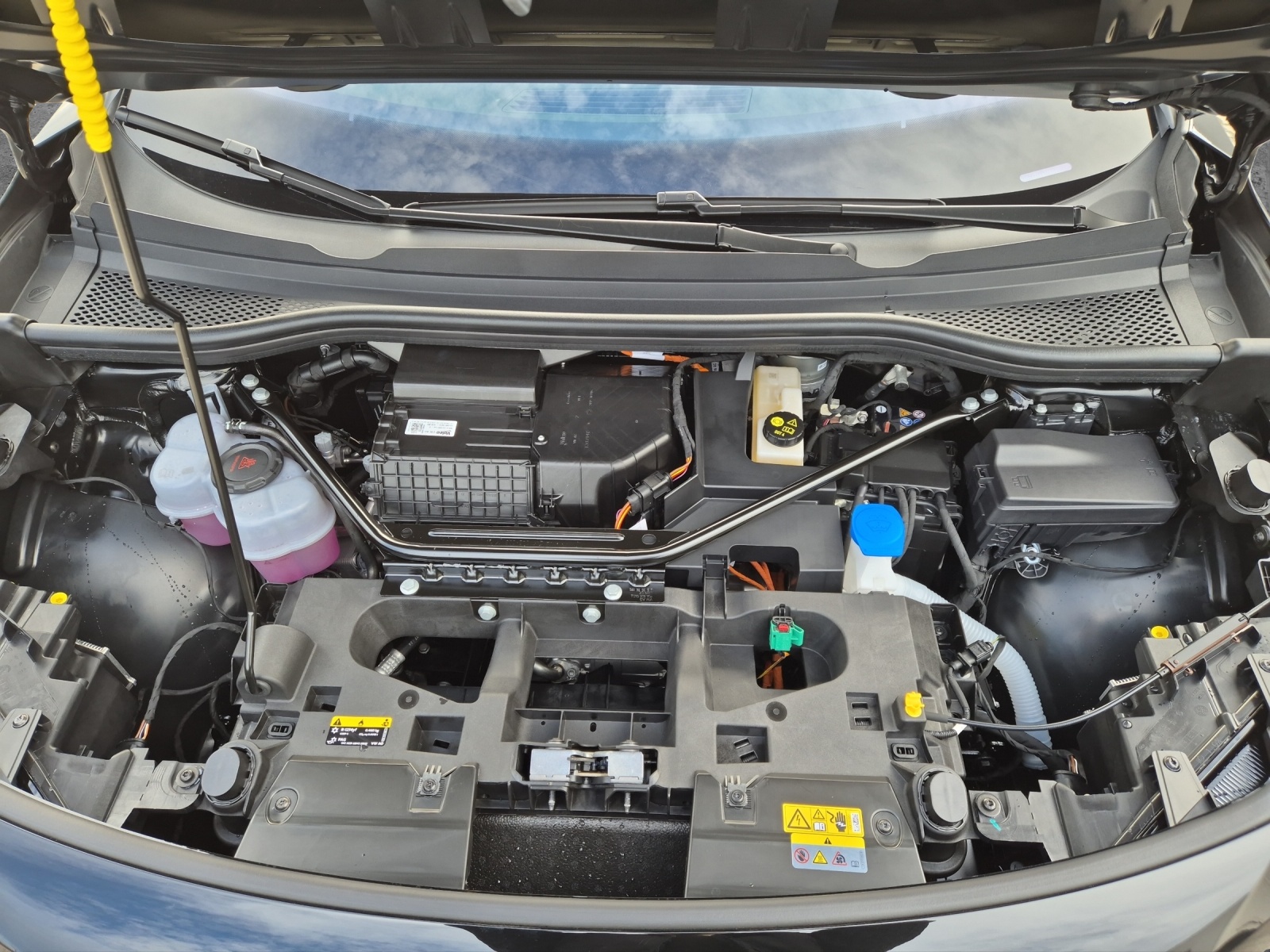 Fahrzeugabbildung Volkswagen ID.5 Pure mit Infotainment-Paket