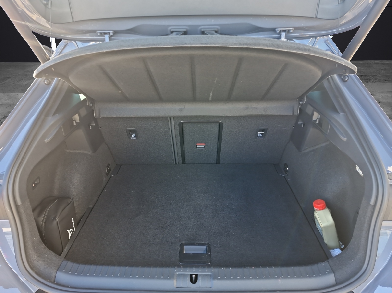 Fahrzeugabbildung CUPRA Formentor VZ 2.0 TSI 245 kW 4Drive Extreme DSG AKRAPOVIC AHK ACC KAMERA