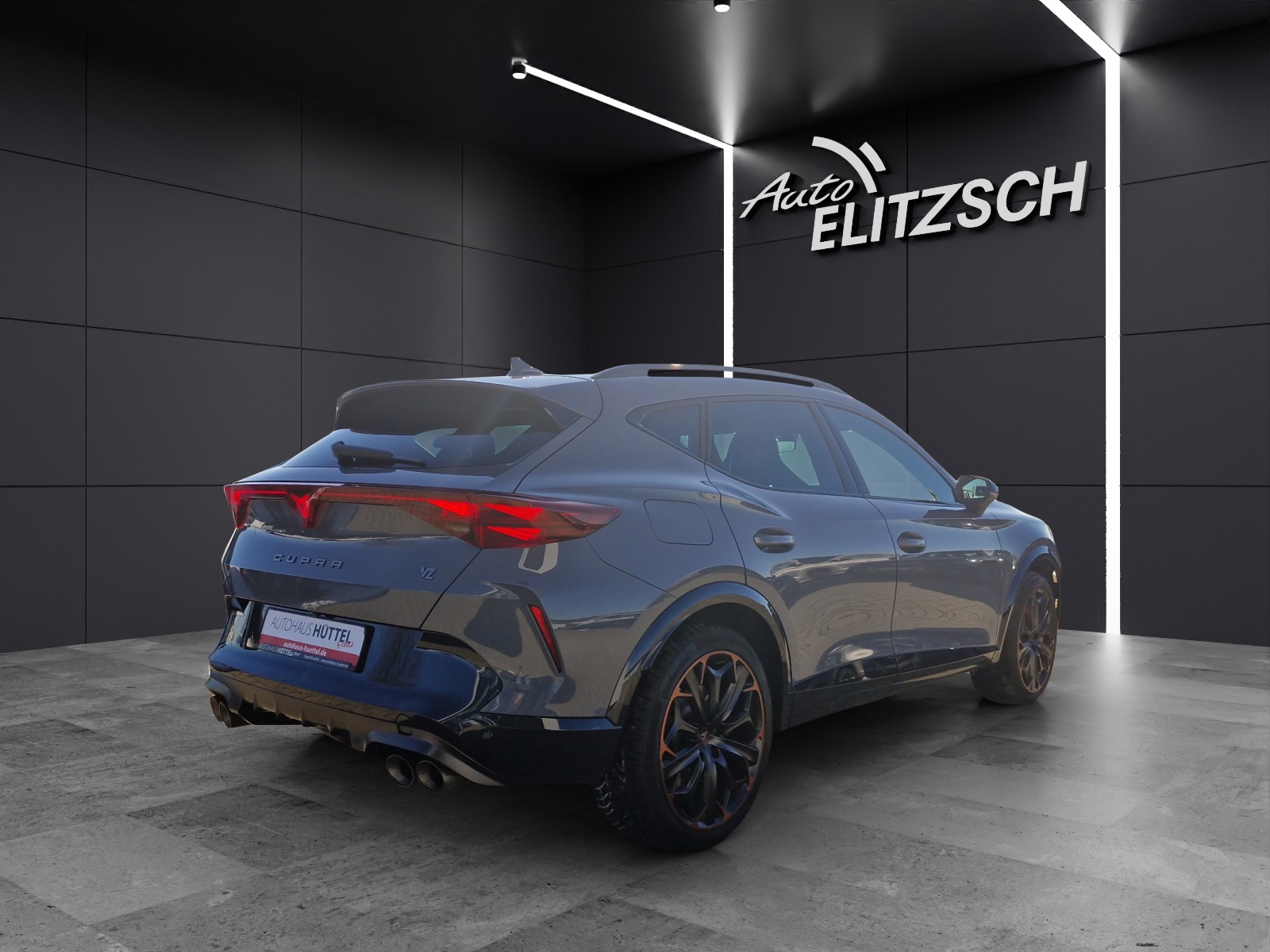 Fahrzeugabbildung CUPRA Formentor VZ 2.0 TSI 245 kW 4Drive Extreme DSG AKRAPOVIC AHK ACC KAMERA