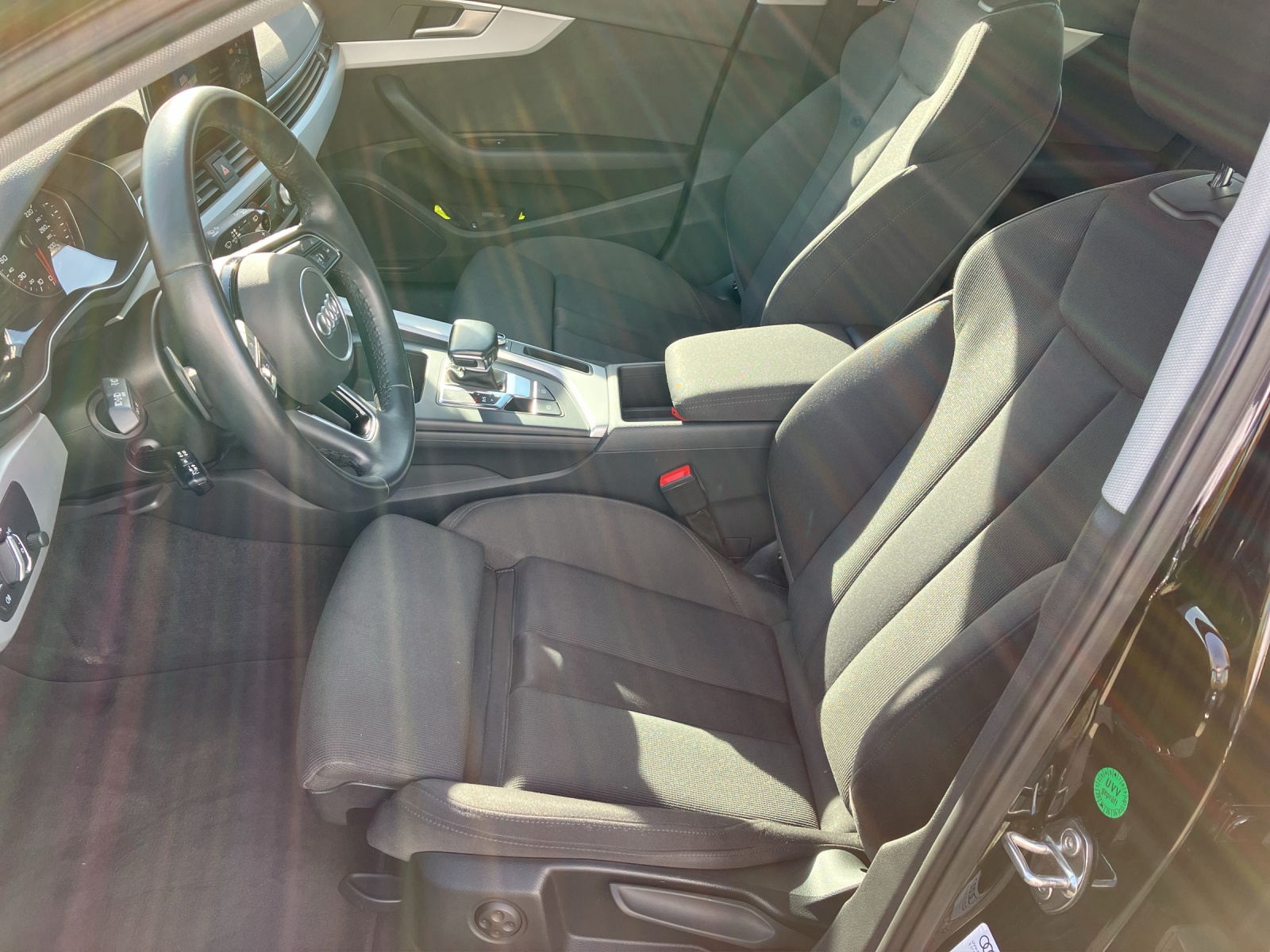 Fahrzeugabbildung Audi A4 Avant 35 TDI S-tronic Navi GRA PDC SH