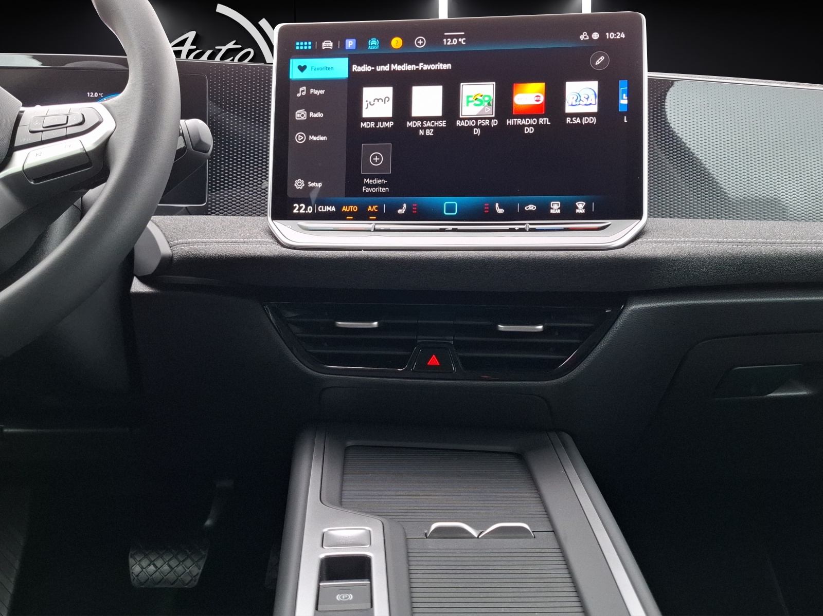 Fahrzeugabbildung Volkswagen Passat Variant eTSI DSG LED CarPlay AID ACC RFK SHZ