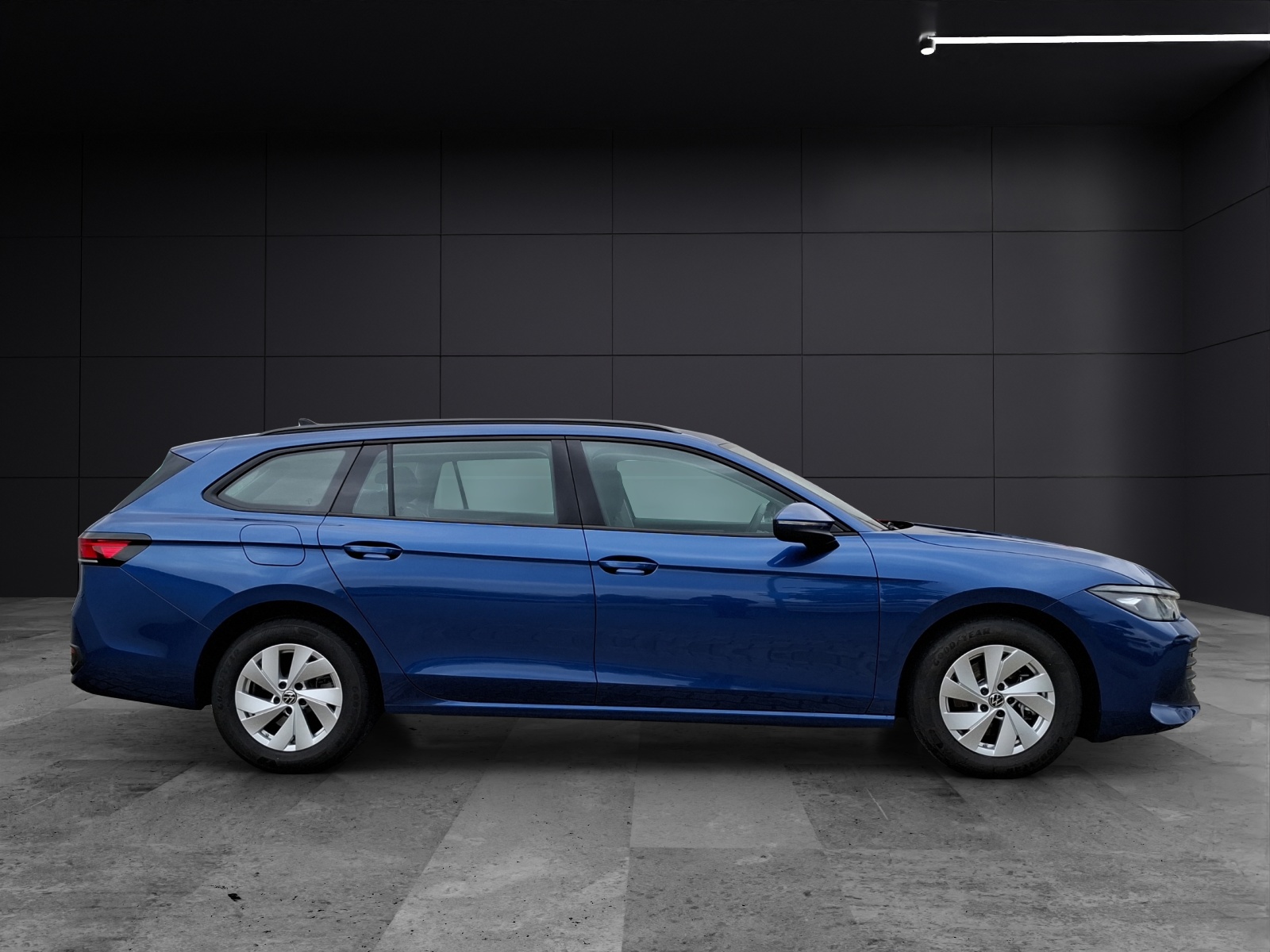 Fahrzeugabbildung Volkswagen Passat Variant eTSI DSG LED CarPlay AID ACC RFK SHZ