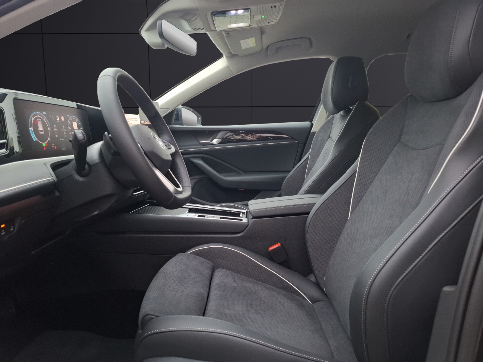 Fahrzeugabbildung Volkswagen Passat Variant TDI Elegance DSG Matrix AHK Navi AID HUD ACC RFK SH