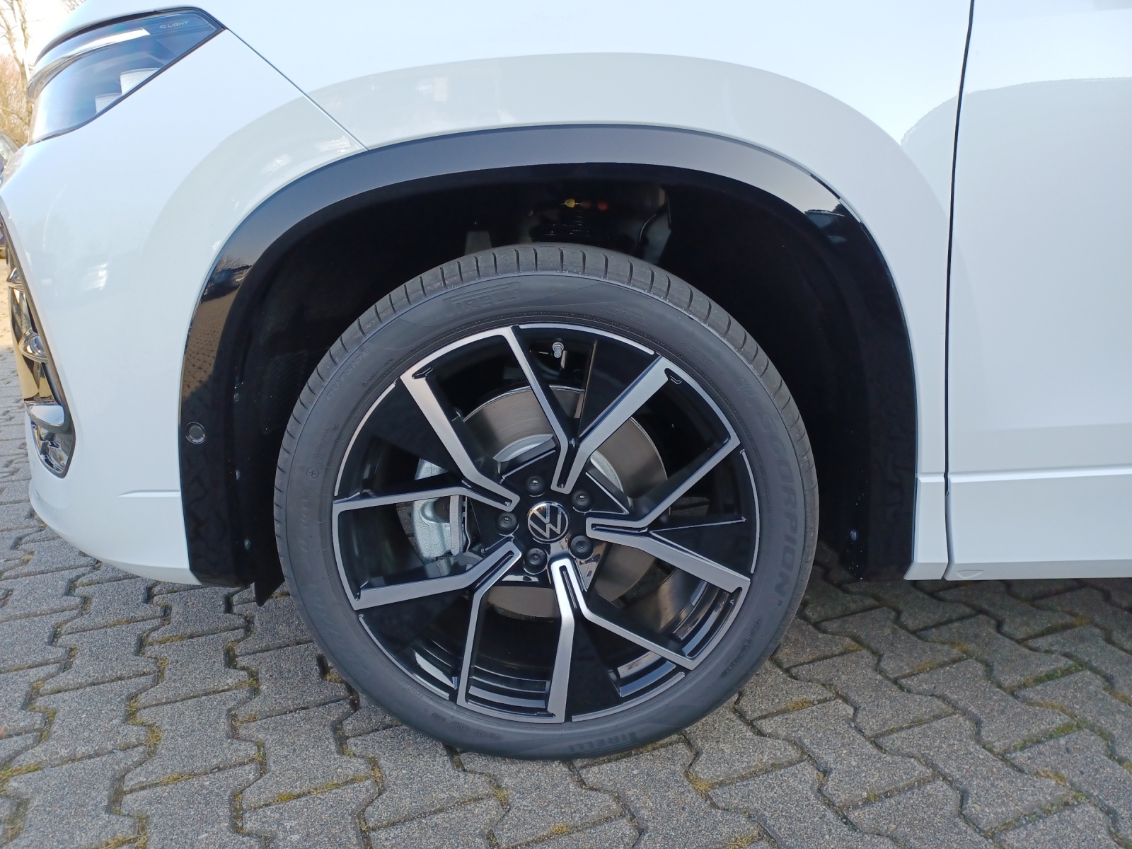 Fahrzeugabbildung Volkswagen Tayron TDI 4M R-Line