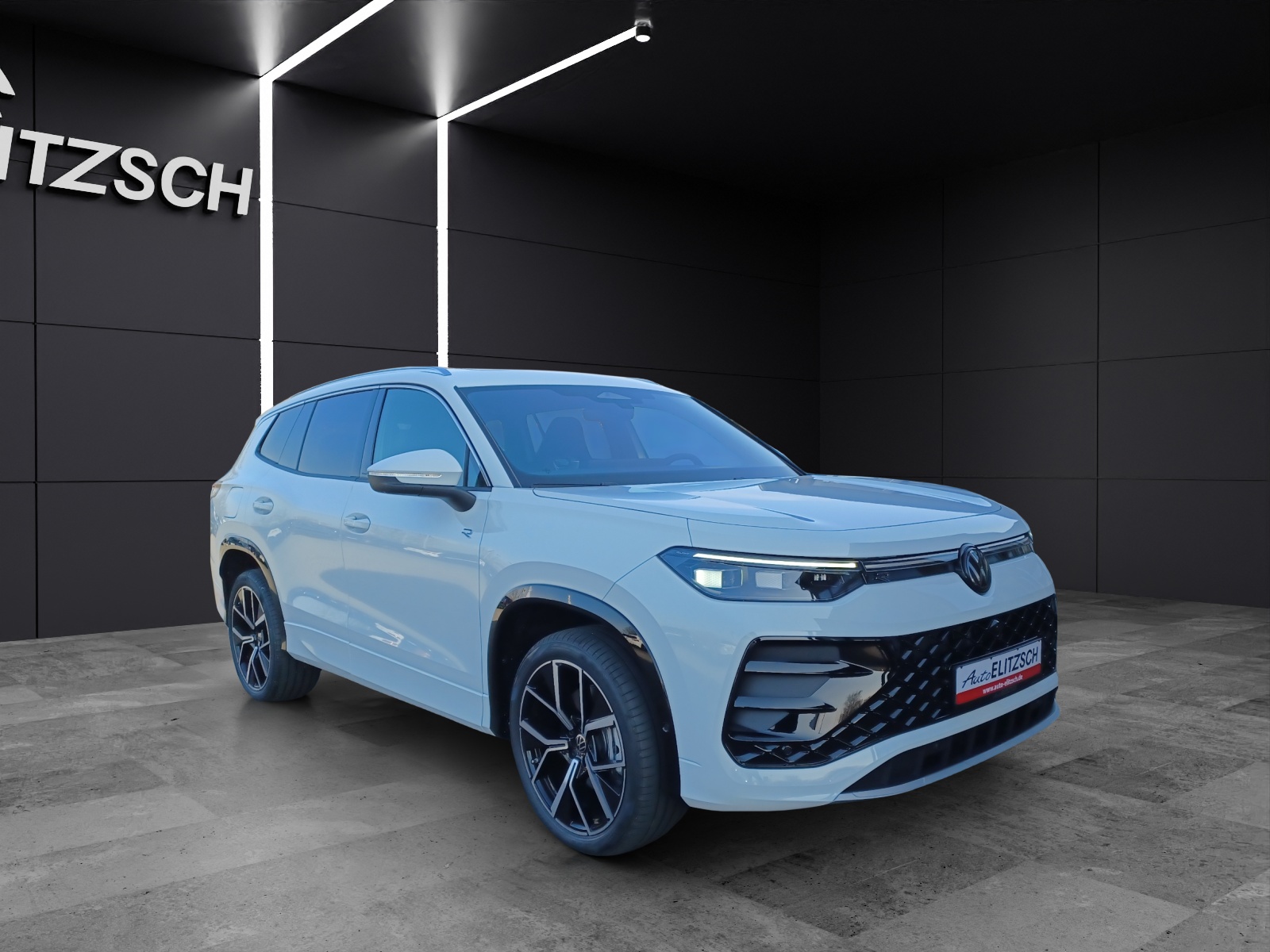 Fahrzeugabbildung Volkswagen Tayron TDI 4M R-Line