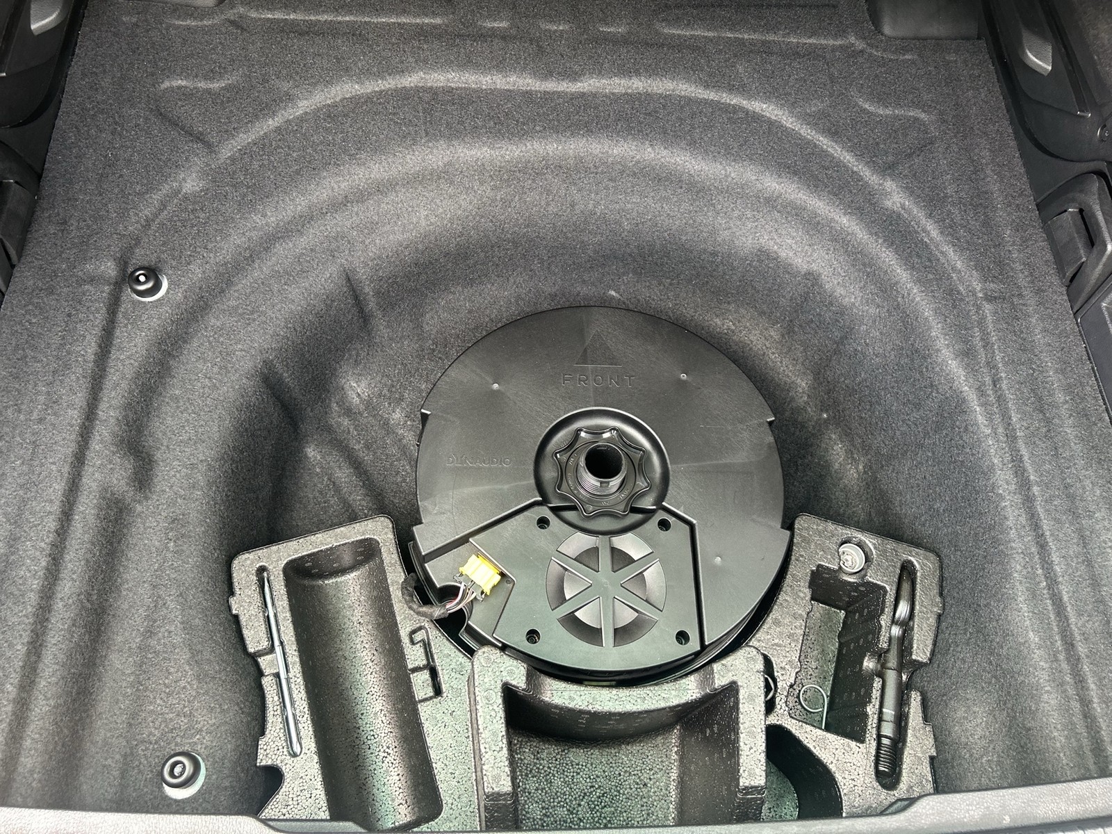 Fahrzeugabbildung Volkswagen Passat Variant TDI Elegance DSG 4M Matrix Navi AID Leder ACC RFK SH 19