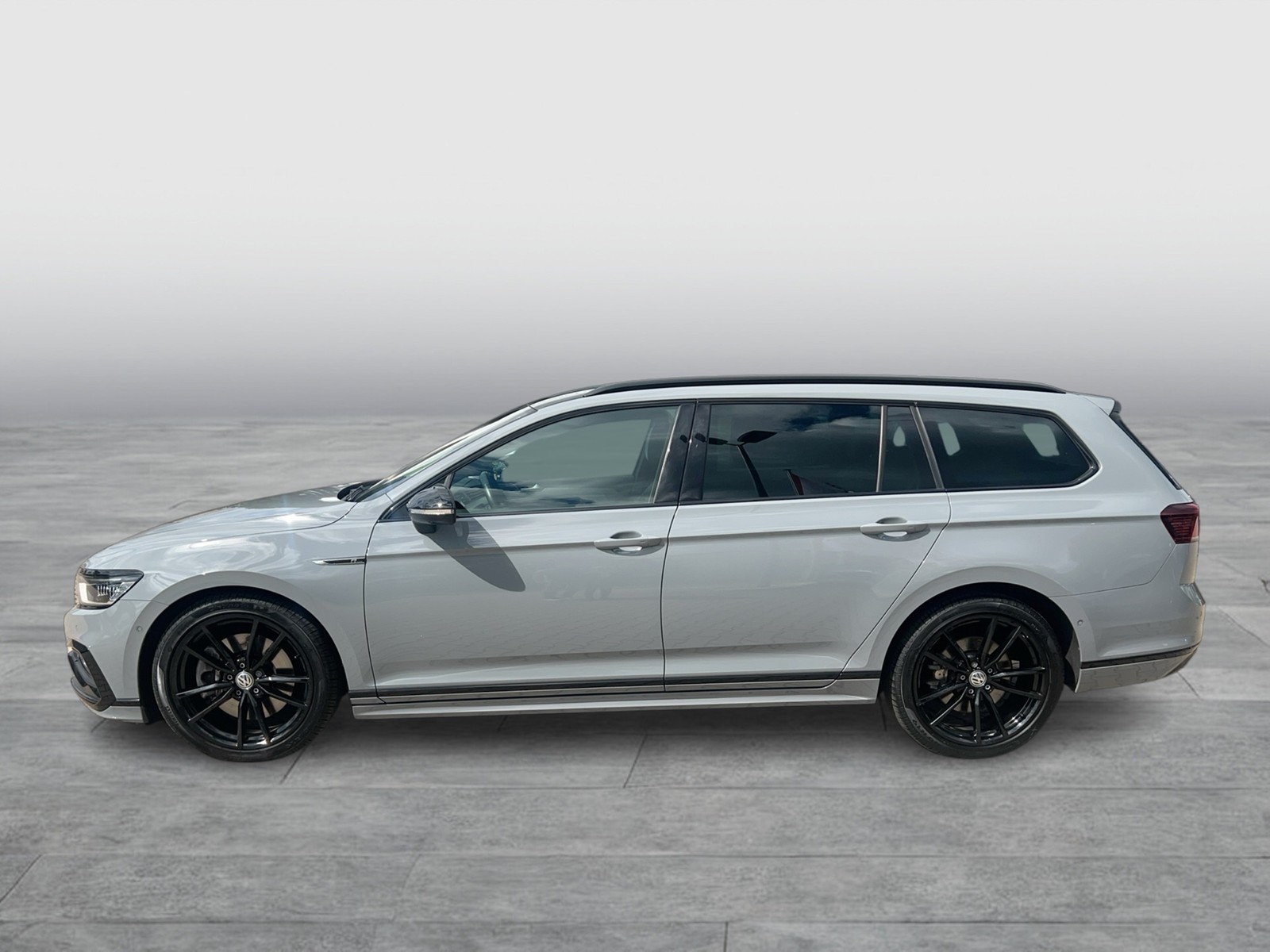 Fahrzeugabbildung Volkswagen Passat Variant TDI Elegance DSG 4M Matrix Navi AID Leder ACC RFK SH 19