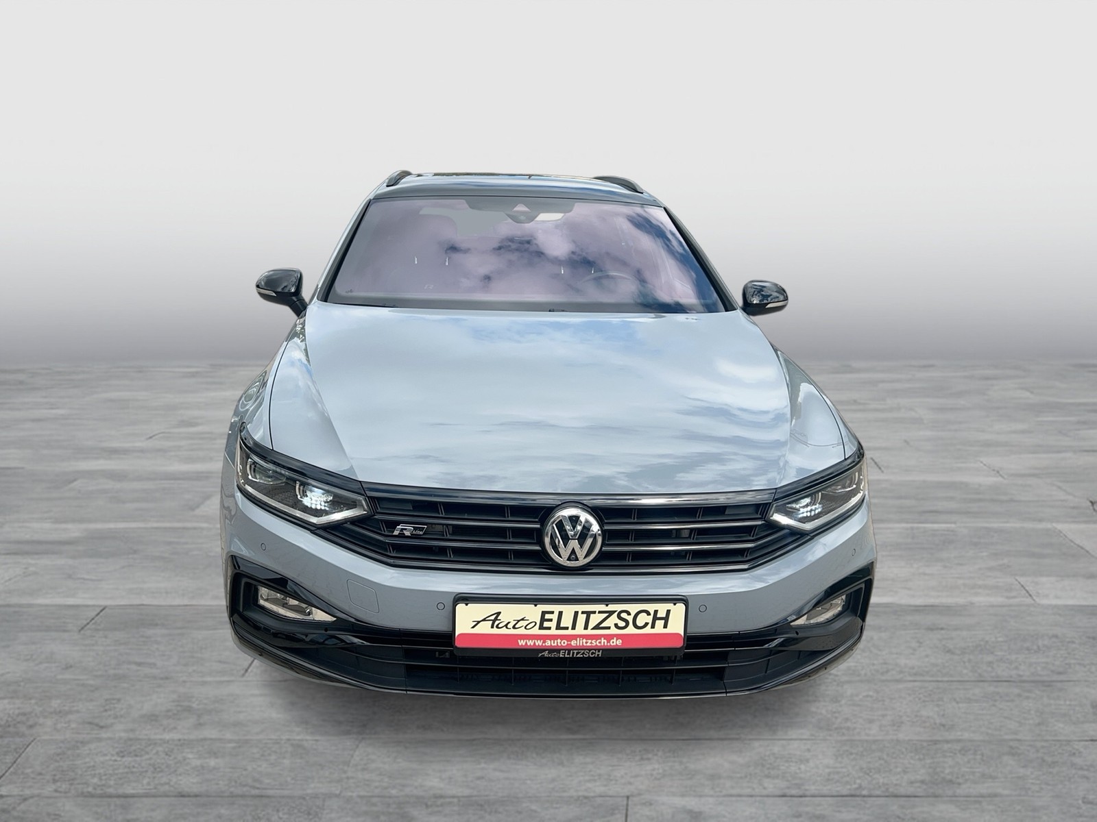 Fahrzeugabbildung Volkswagen Passat Variant TDI Elegance DSG 4M Matrix Navi AID Leder ACC RFK SH 19