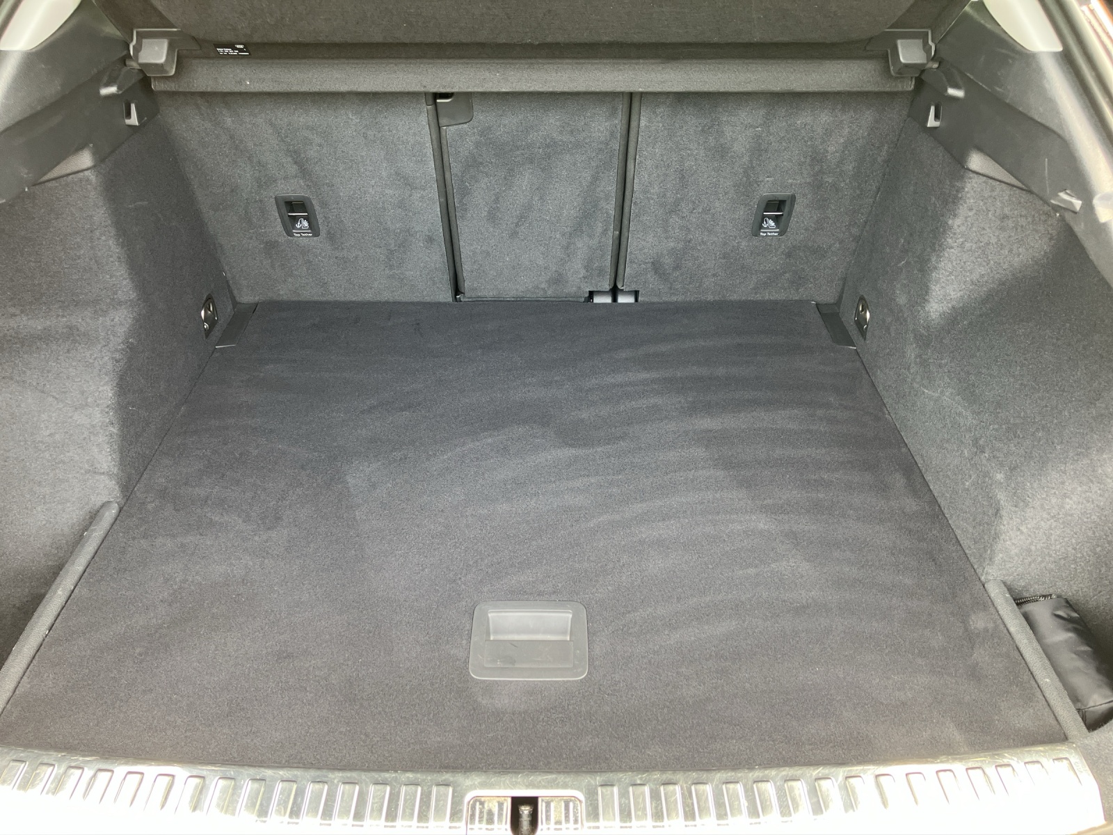 Fahrzeugabbildung Audi Q3 Sportback 35 TDI quattro S-line S-tronic LED AHK AVC