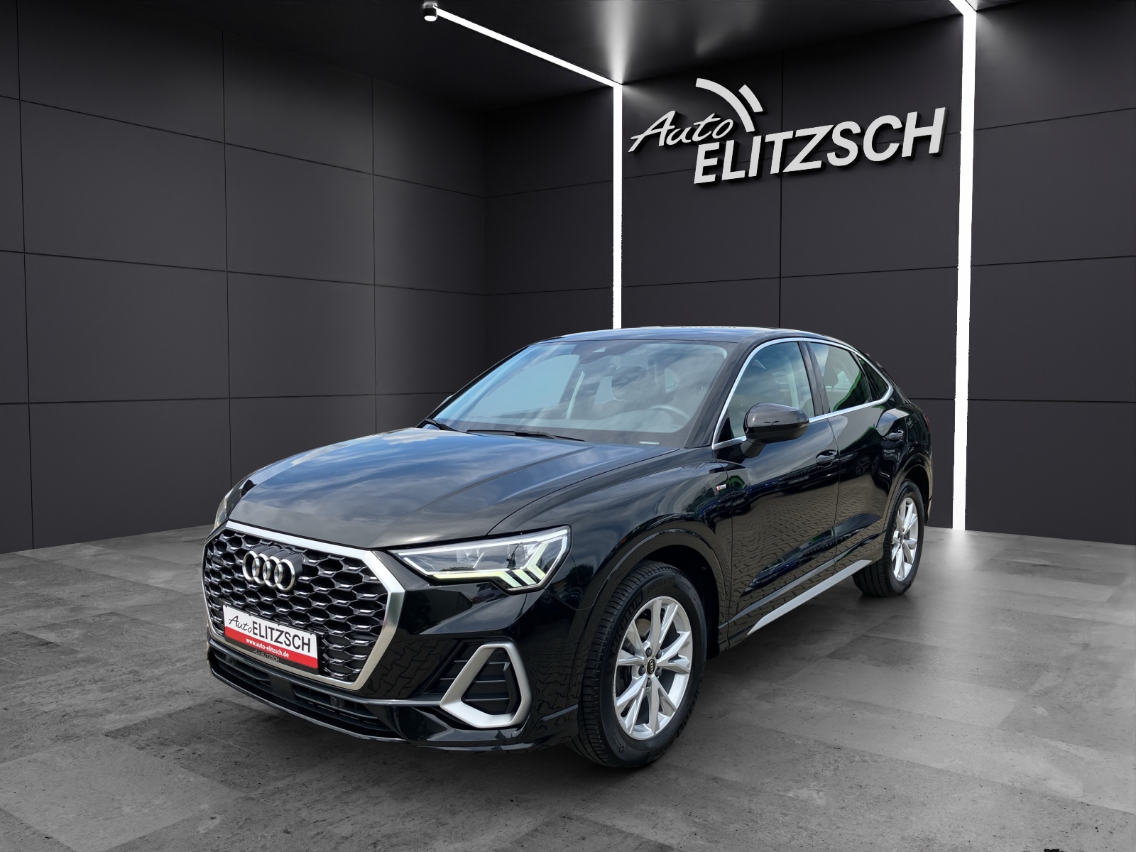 Fahrzeugabbildung Audi Q3 Sportback 35 TDI quattro S-line S-tronic LED AHK AVC